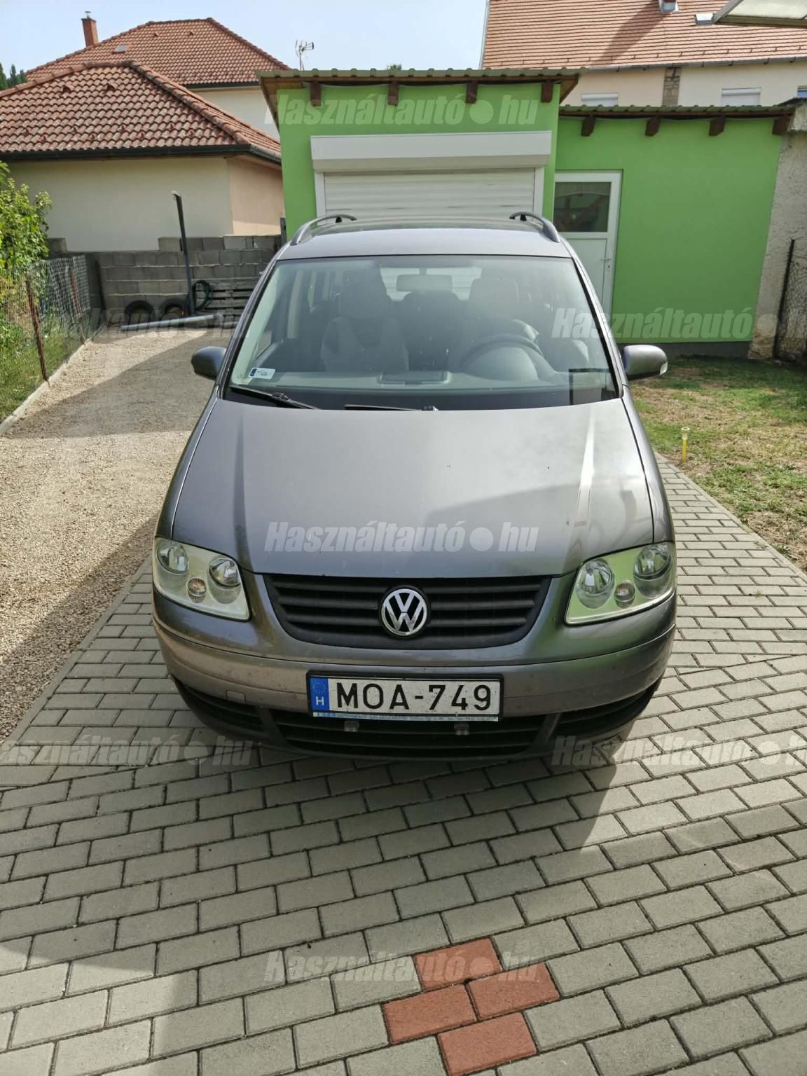 VOLKSWAGEN TOURAN 2006 - 1