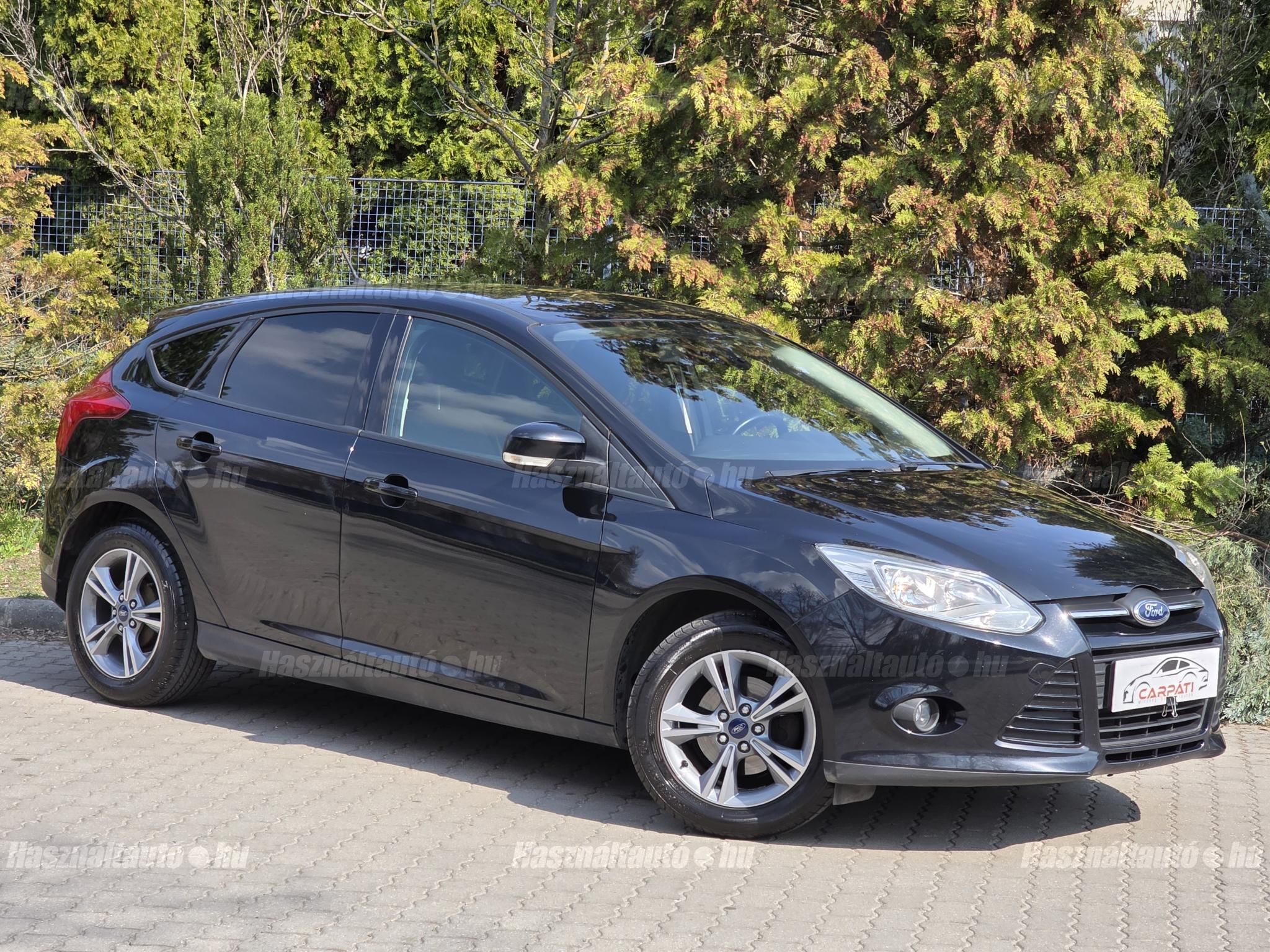 FORD FOCUS 2014/8 - 1