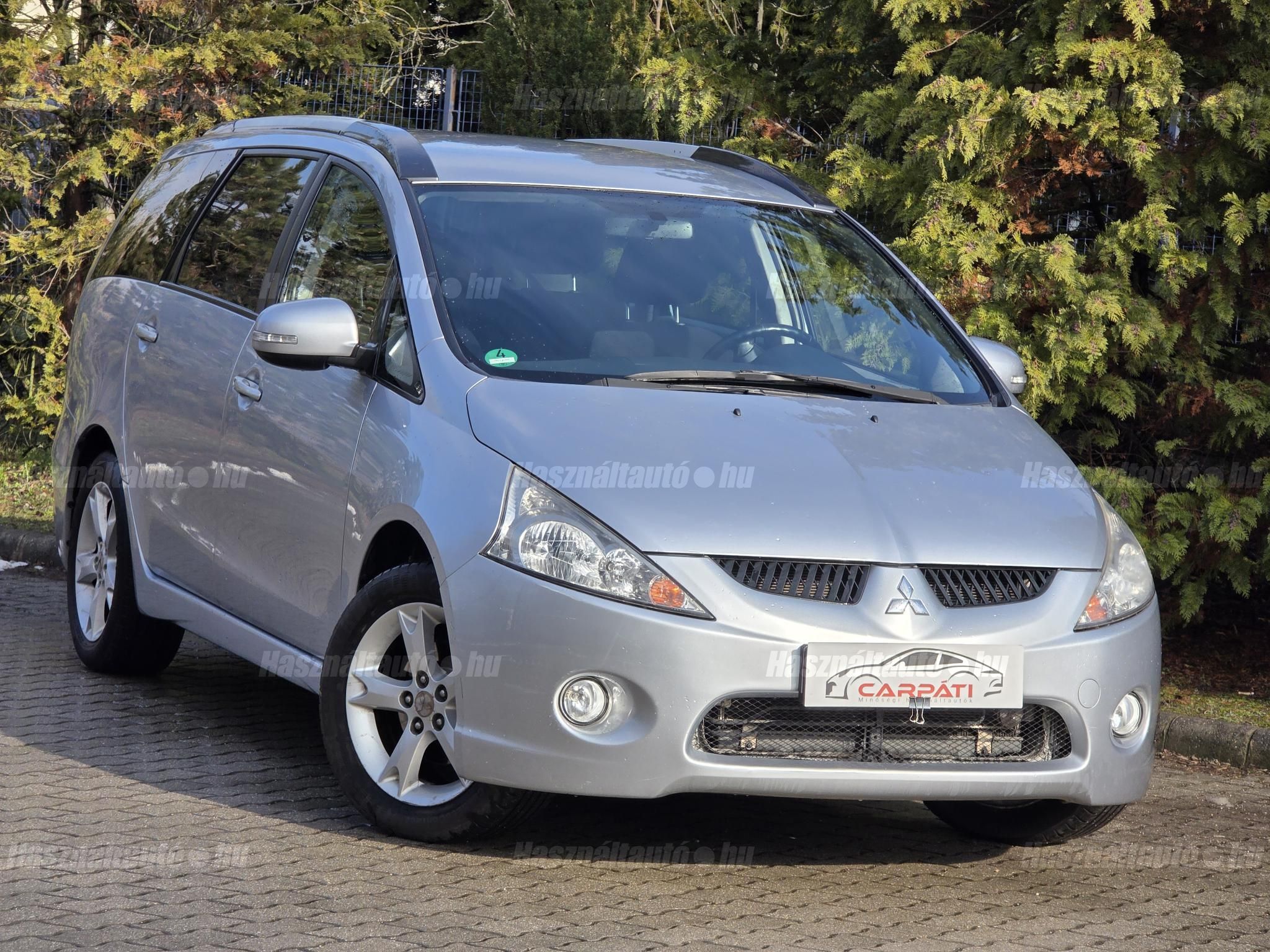 MITSUBISHI GRANDIS 2010/3 - 1