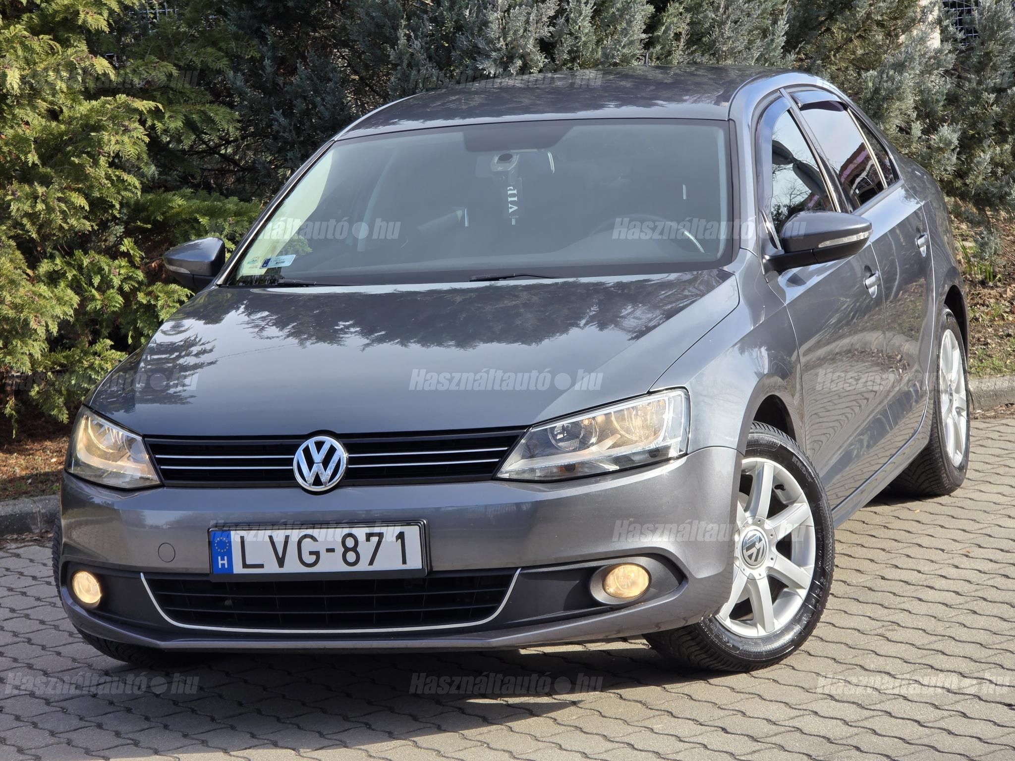 VOLKSWAGEN JETTA 2011/2 - 1