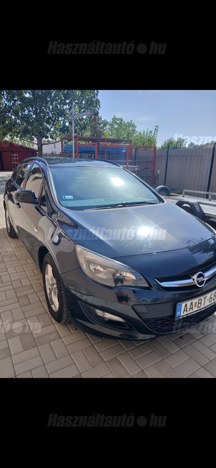 OPEL ASTRA J 2014/5 - 1