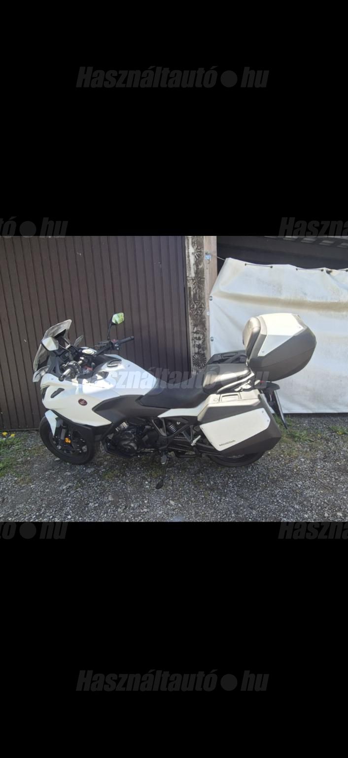 HONDA NT 1100 D 2022/3 - 1