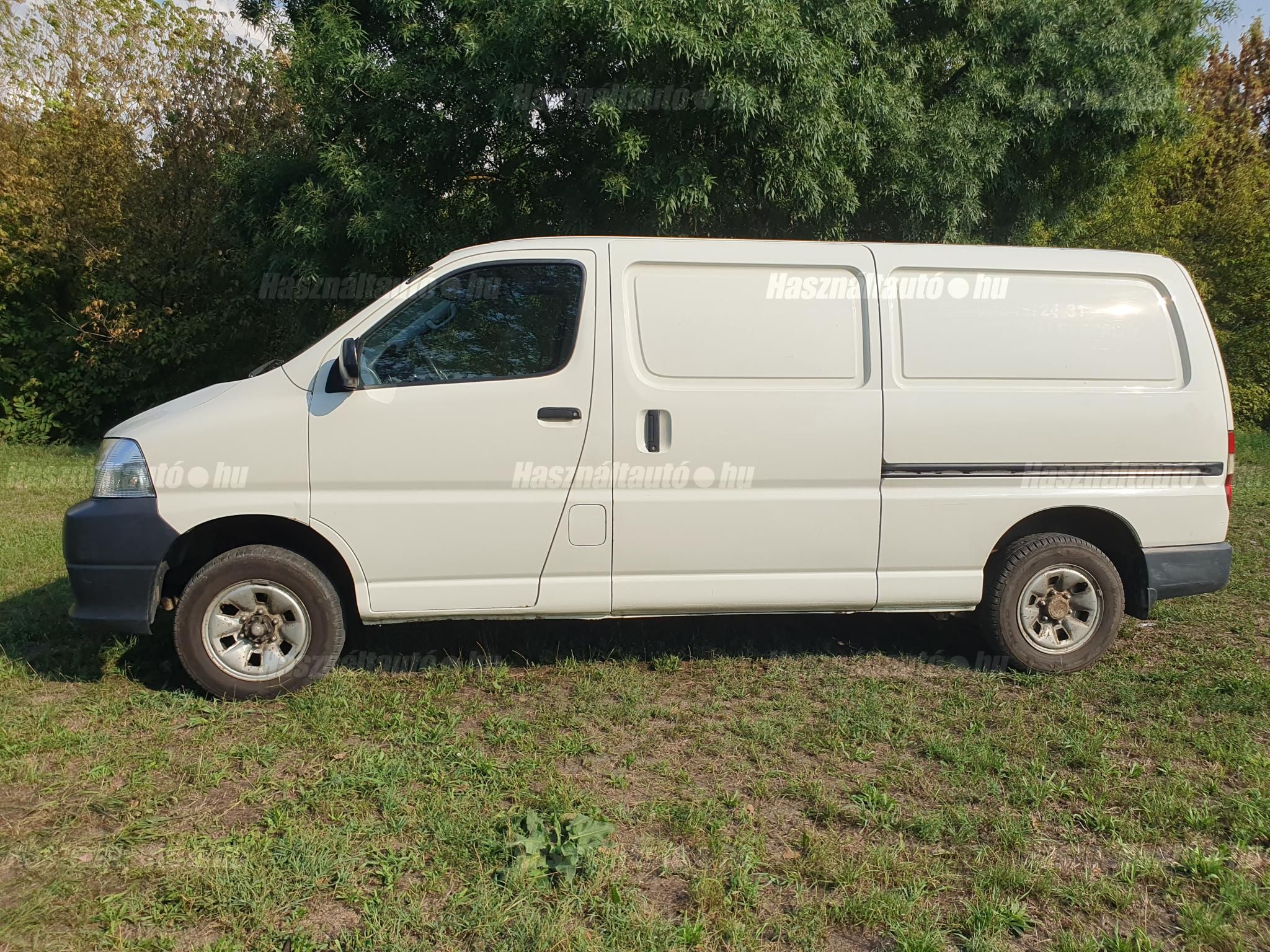 TOYOTA HIACE 2008 - 1