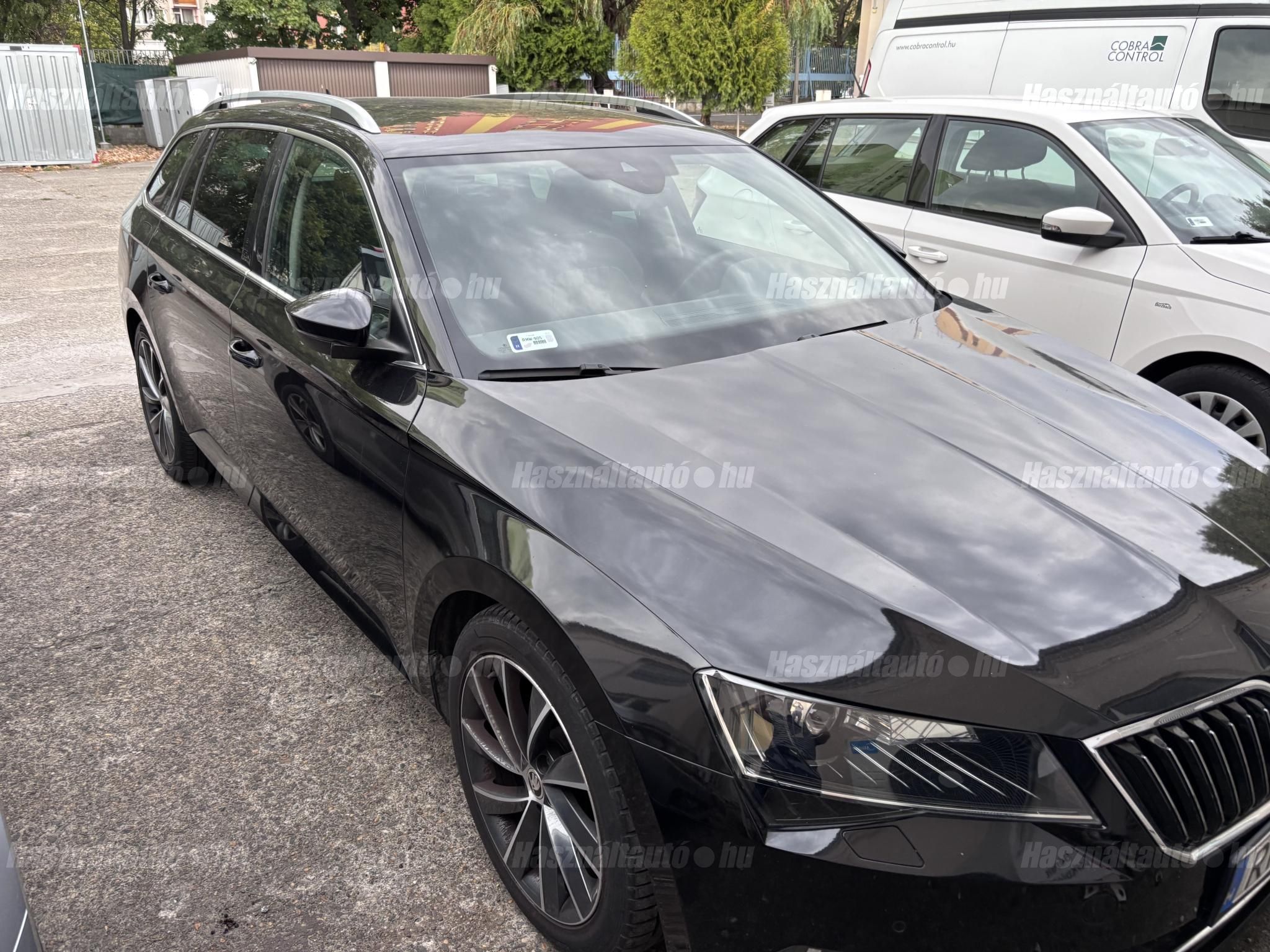SKODA SUPERB 2019/5 - 1