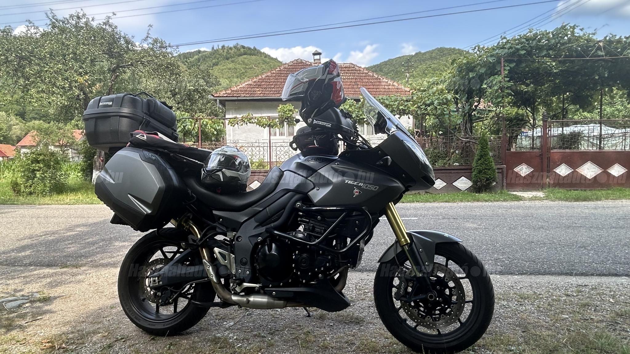 TRIUMPH TIGER 1050 ABS 2011/12 - 1