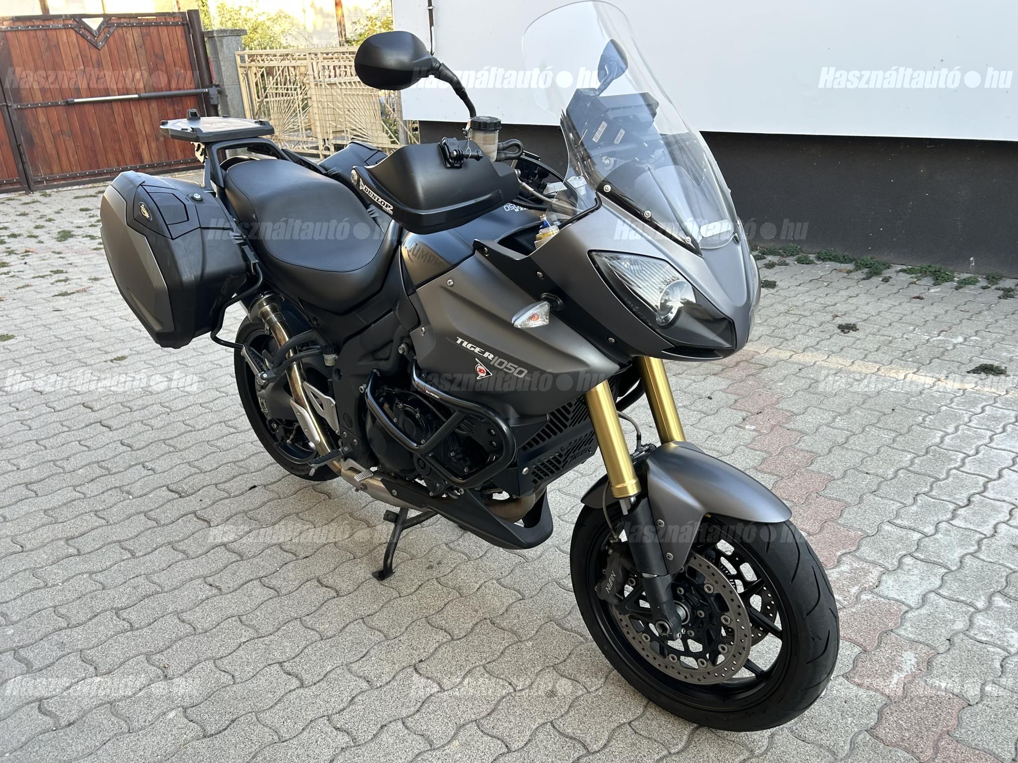 TRIUMPH TIGER 1050 ABS 2011/12 - 1