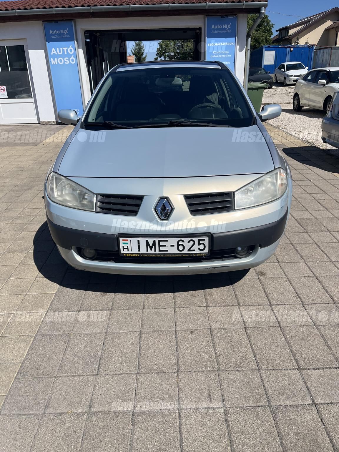 RENAULT MEGANE 2003/4 - 1