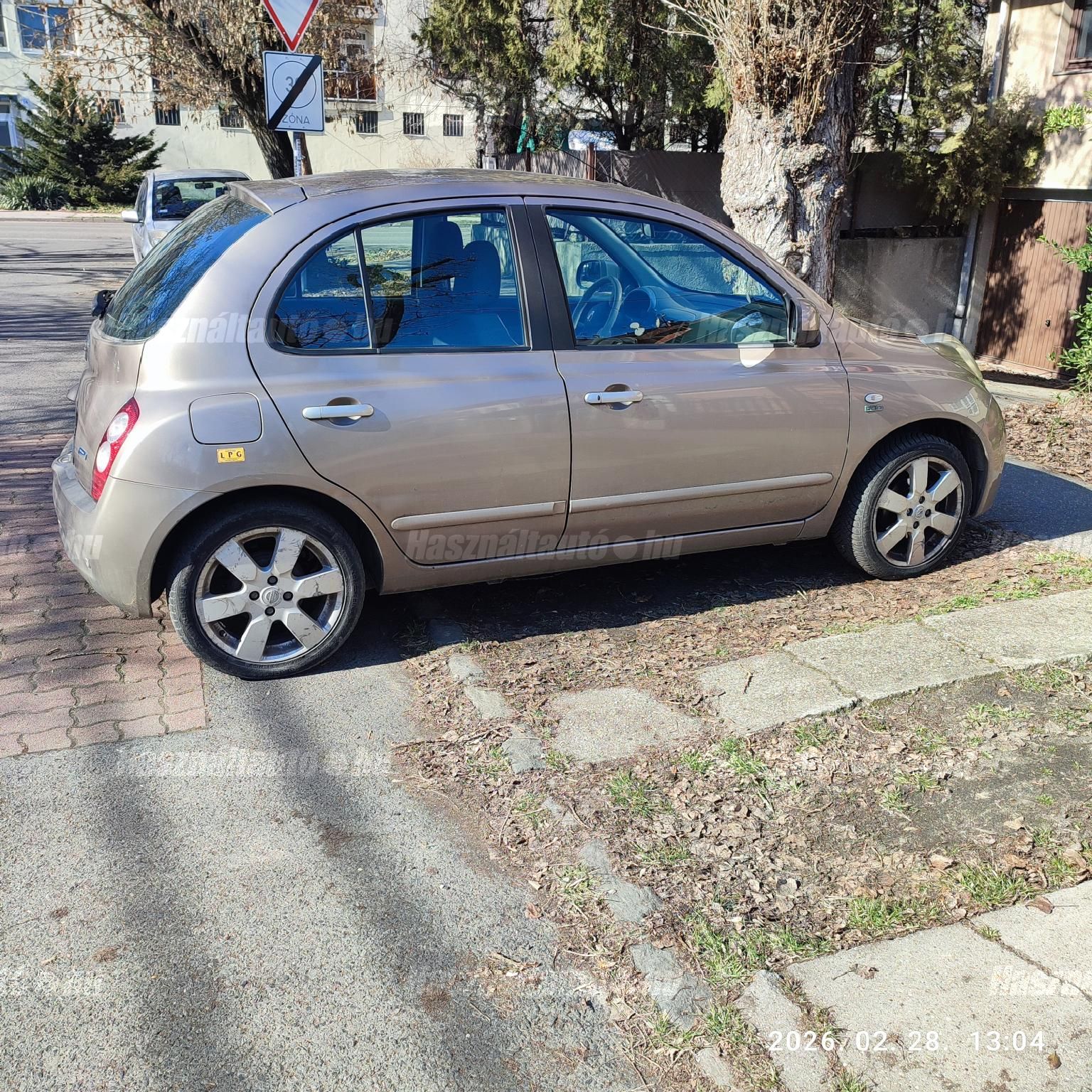 NISSAN MICRA 2010/3 - 1