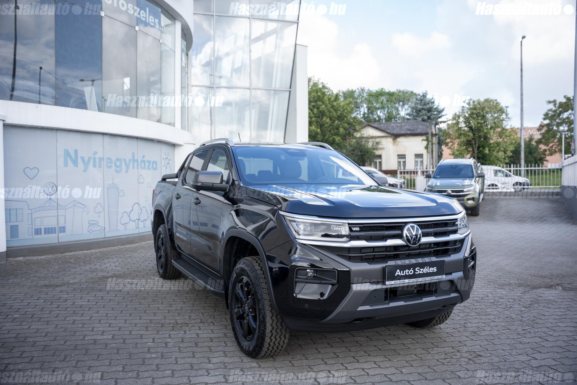 VOLKSWAGEN AMAROK 2025 - 1