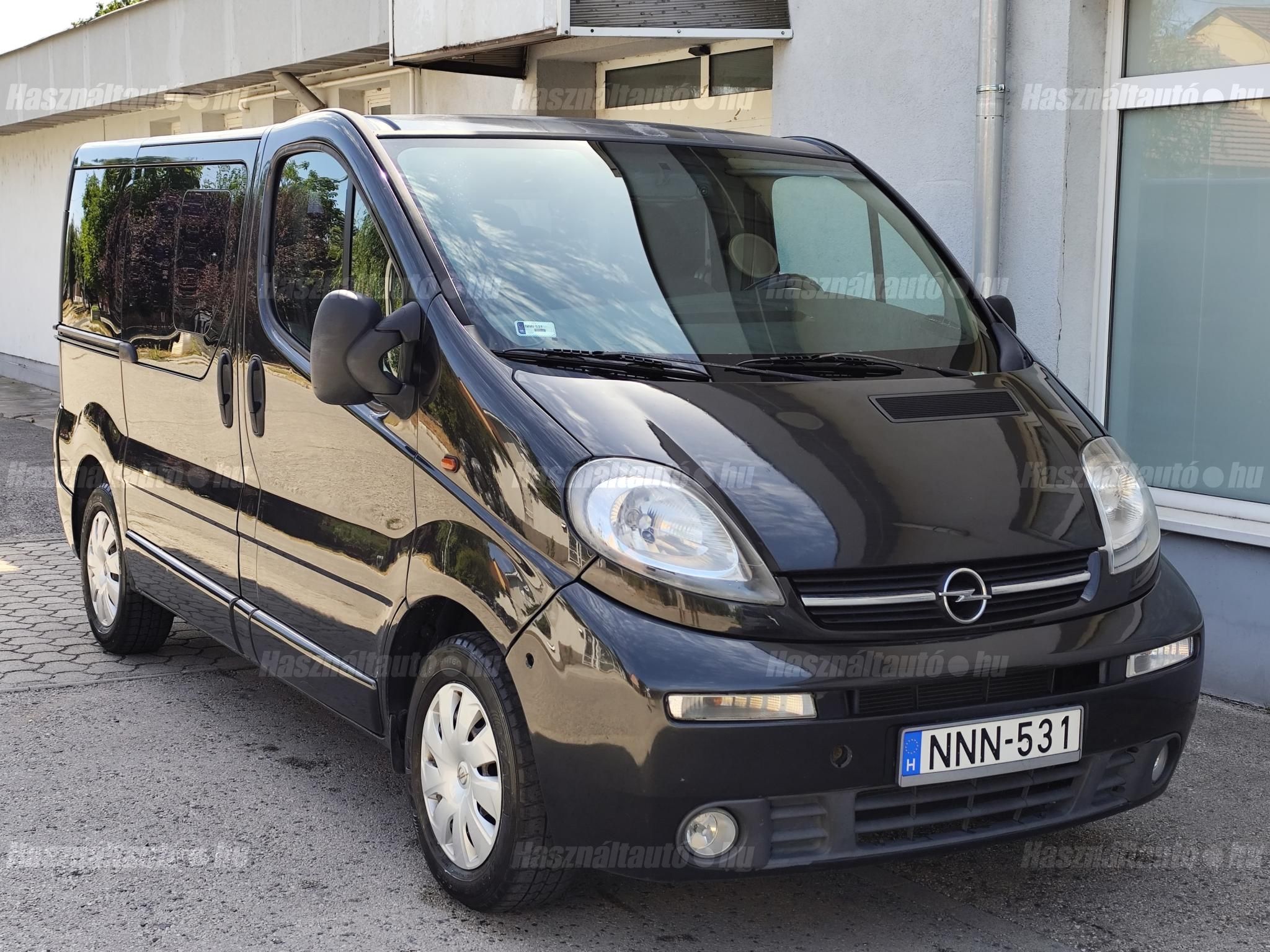 OPEL VIVARO 2002 - 1