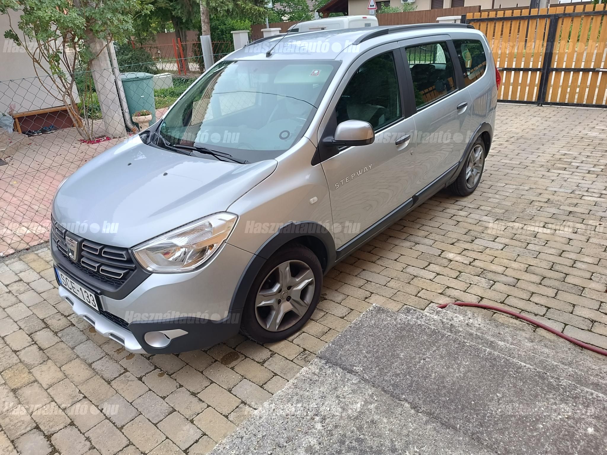 DACIA LODGY 2020/4 - 1