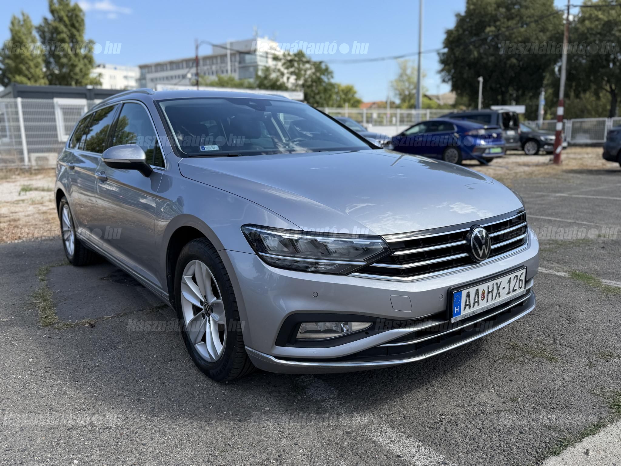 VOLKSWAGEN PASSAT 2022/12 - 1