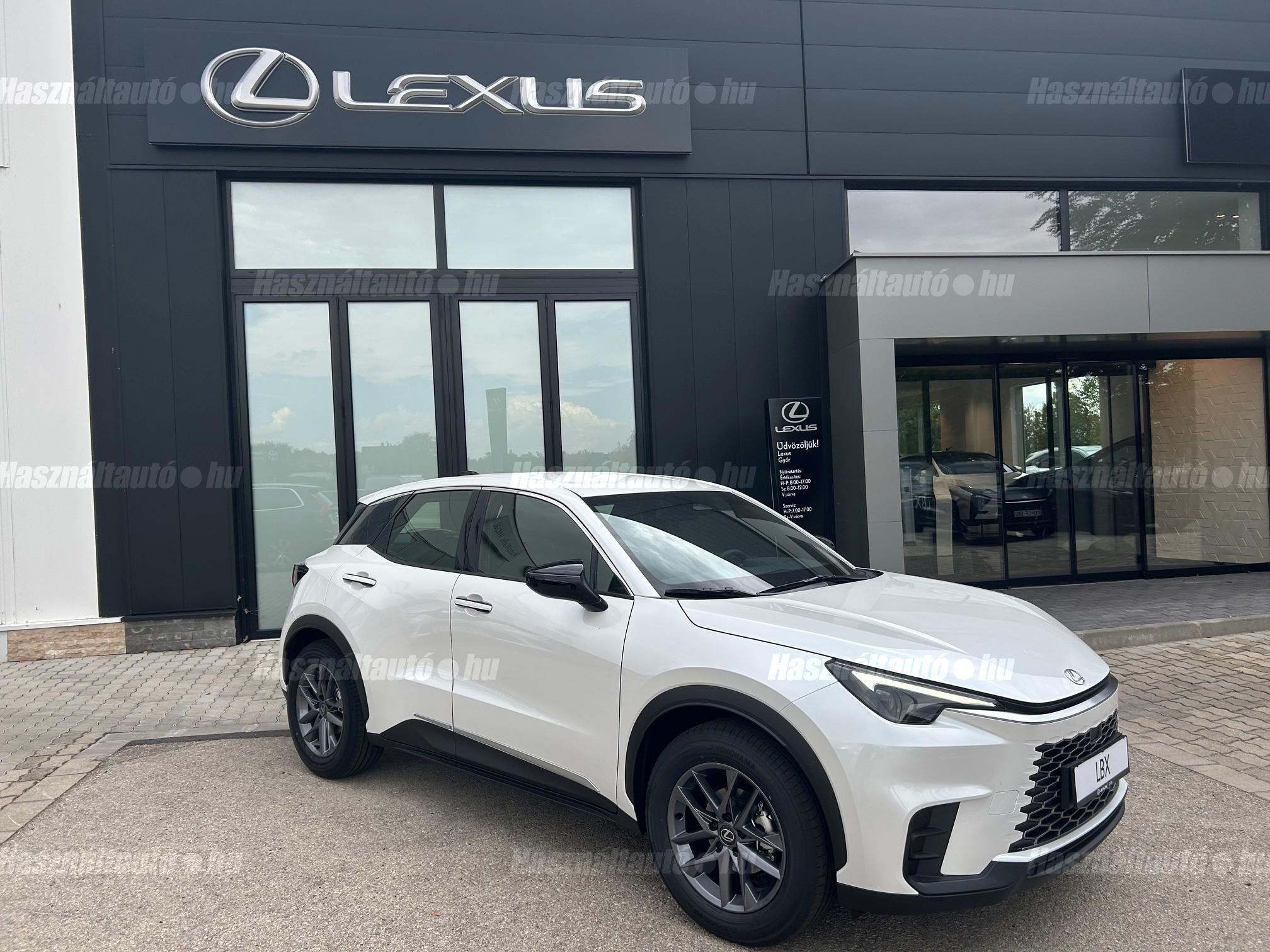 LEXUS LBX 2026/4 - 1