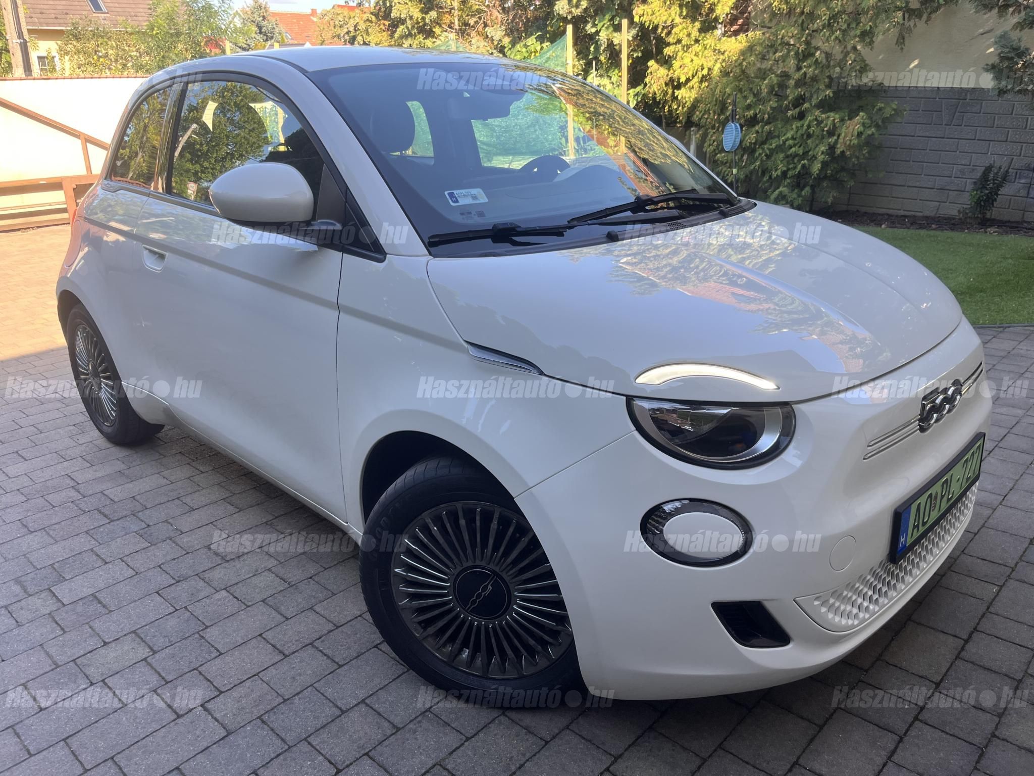 FIAT 500 2022/10 - 1