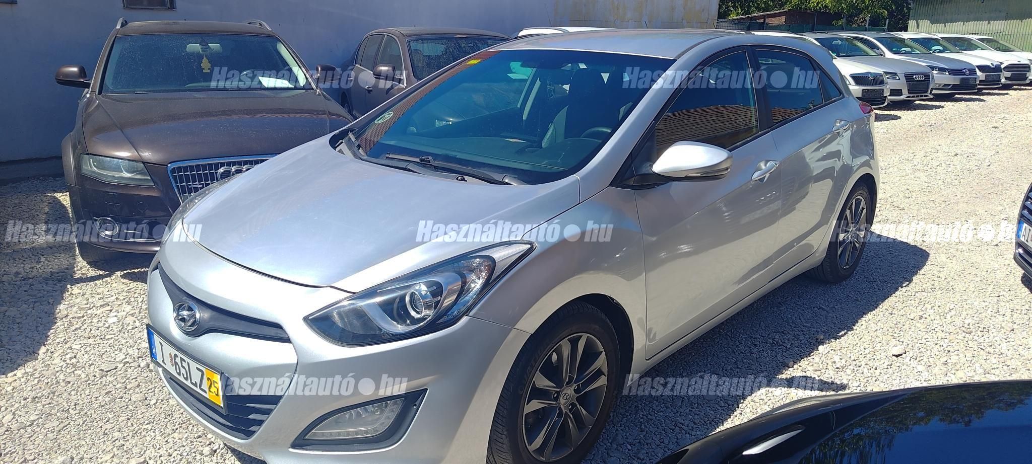 HYUNDAI I30 2012/10 - 1