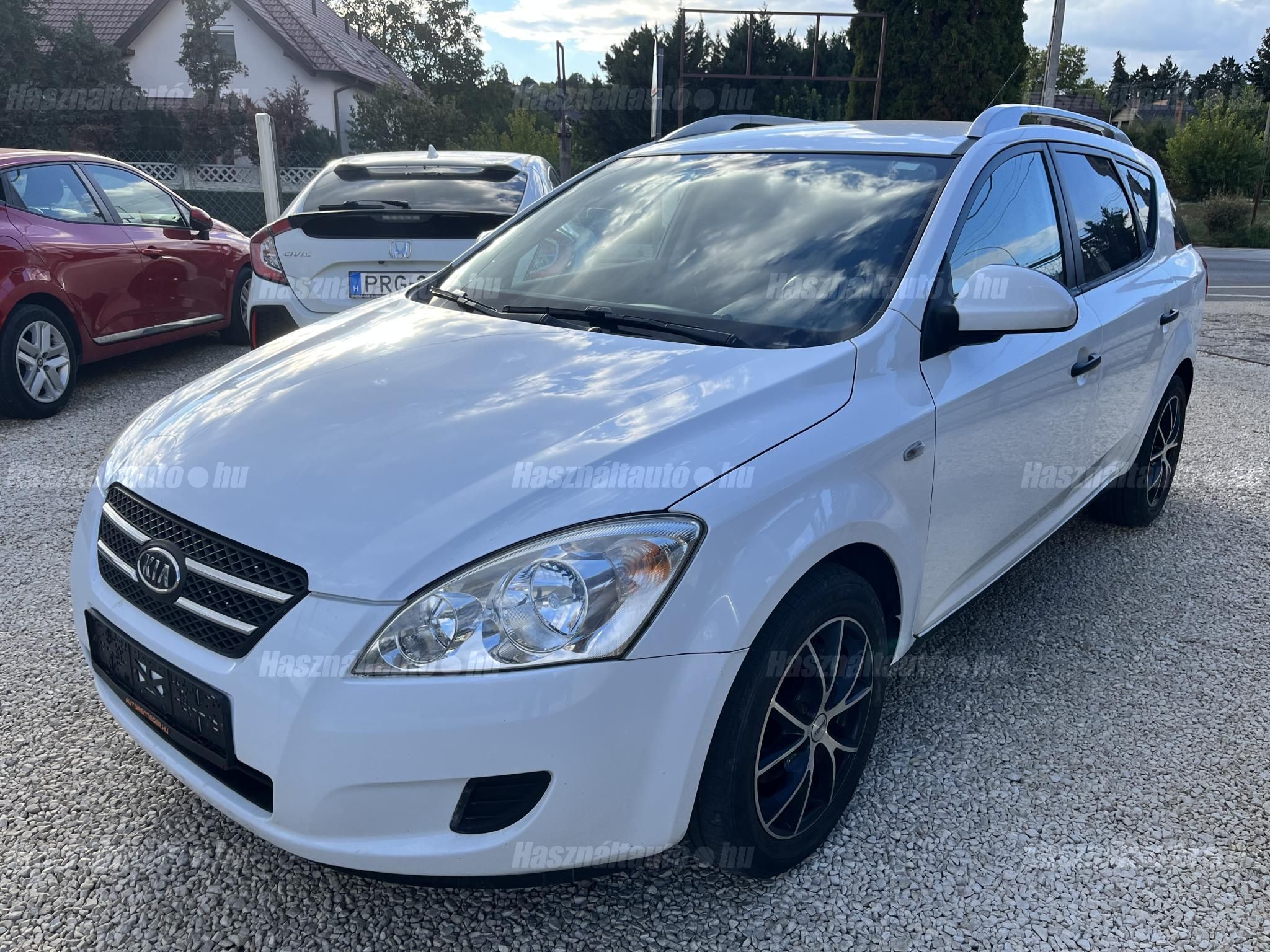KIA CEE'D 2008/6 - 1