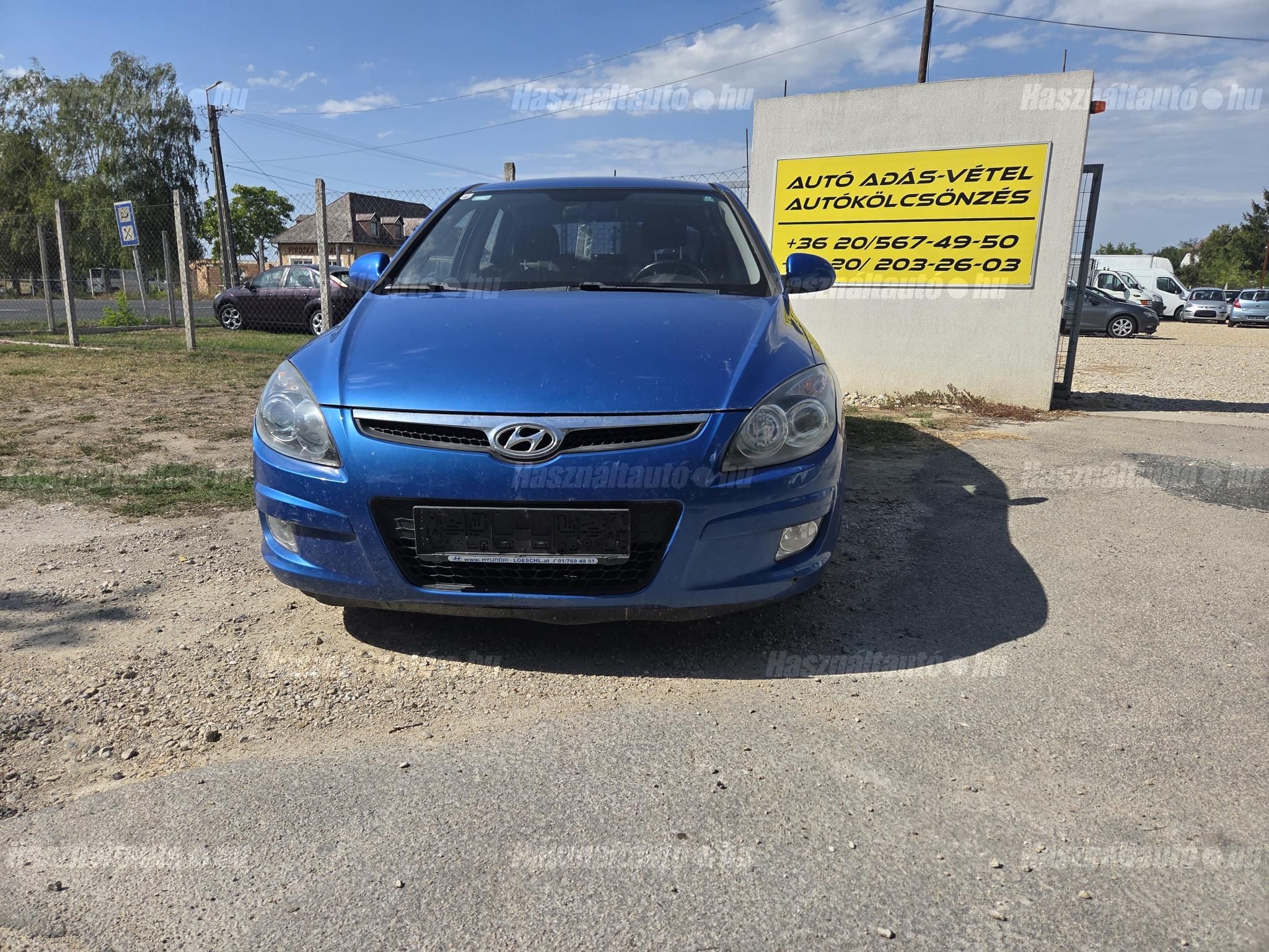 HYUNDAI I30 2010/4 - 1