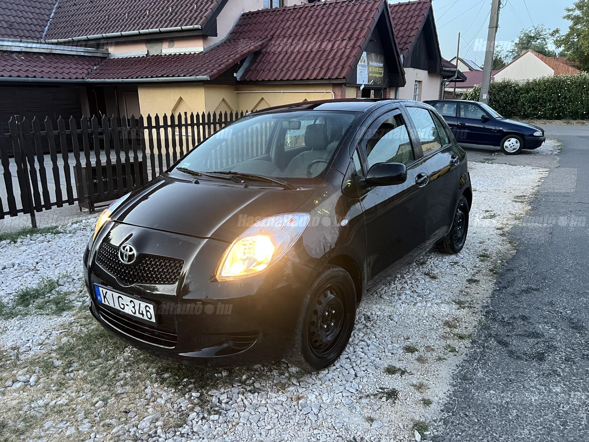 TOYOTA YARIS 2006/11 - 1