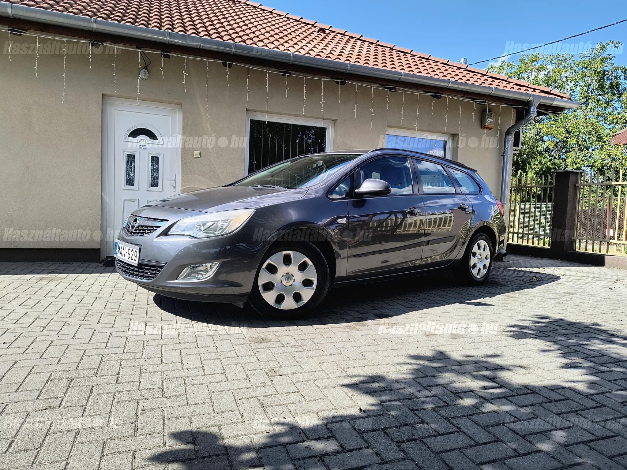 OPEL ASTRA J 2012/1 - 1