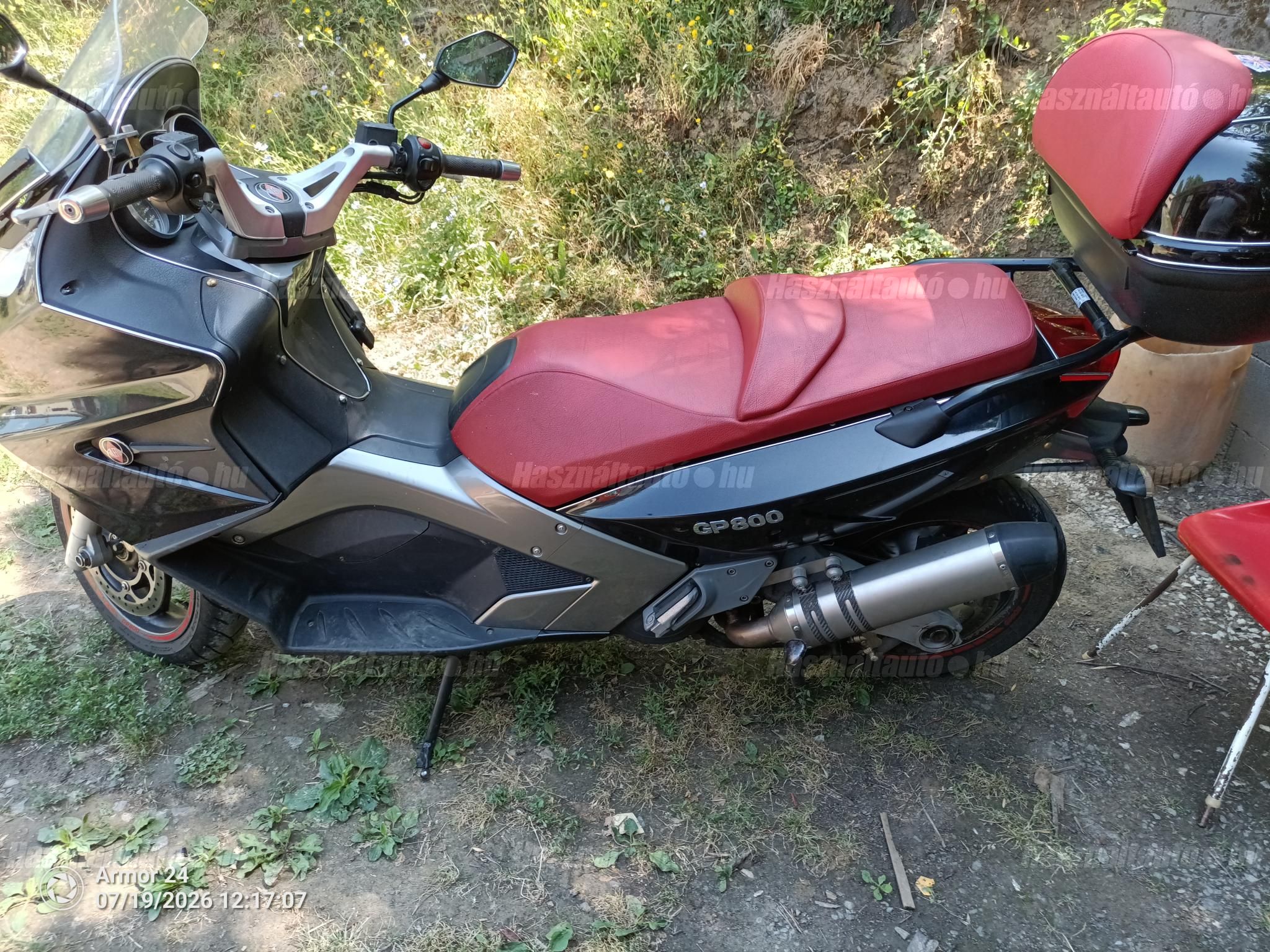GILERA GP 800 2008/4 - 1