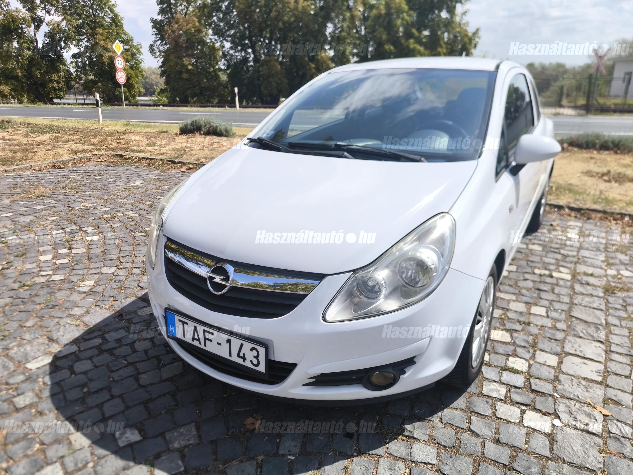 OPEL CORSA D 2006/12 - 1