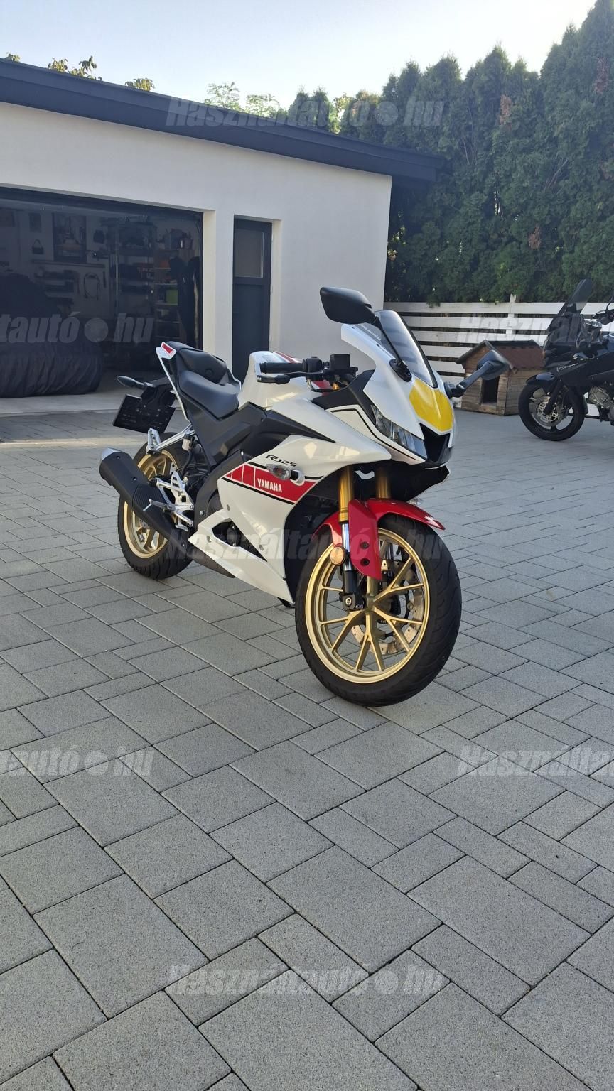 YAMAHA YZF R 125 2022/9 - 1