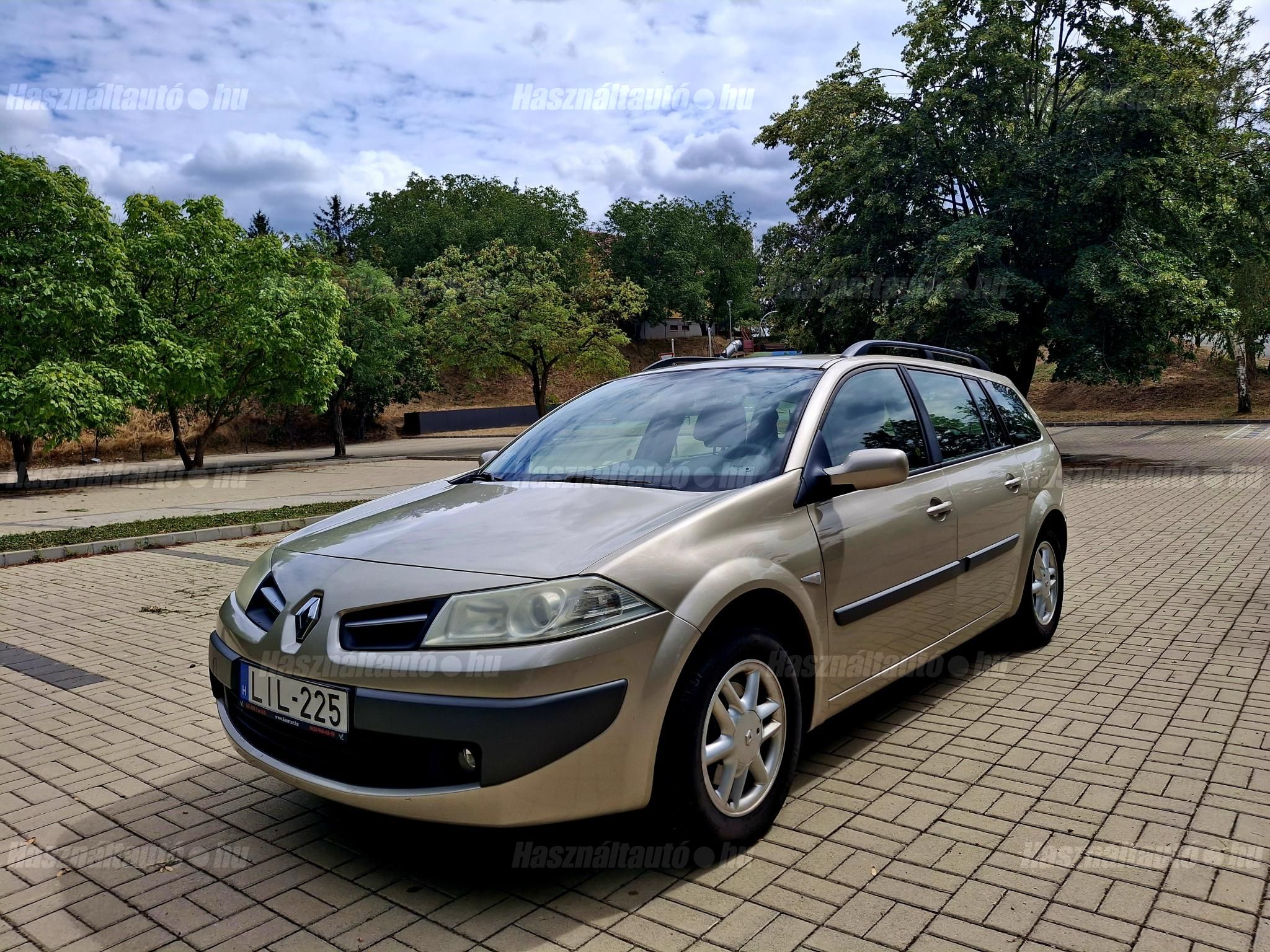 RENAULT MEGANE 2008/11 - 1
