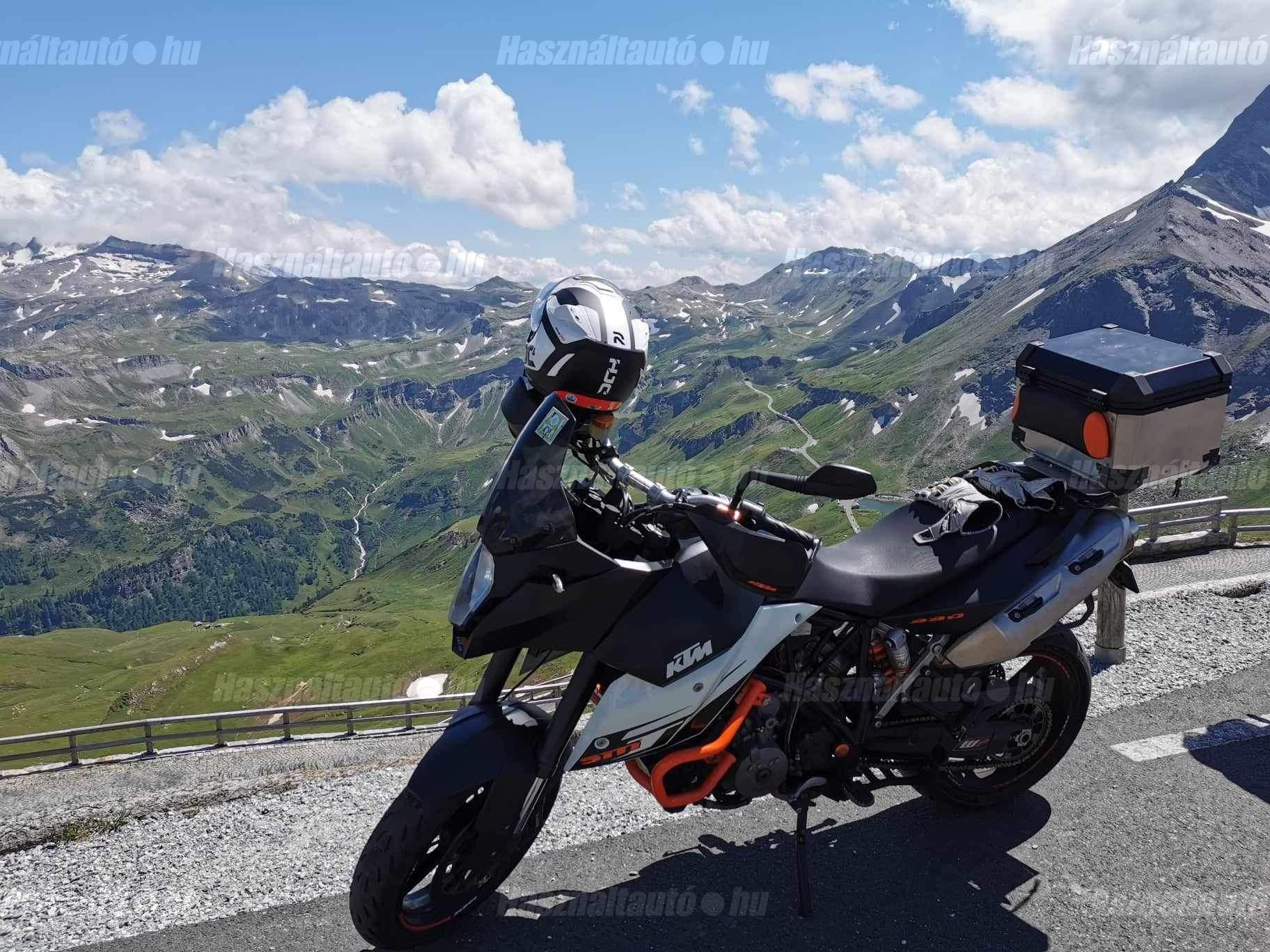 KTM 990 SUPERMOTO 2009 - 1