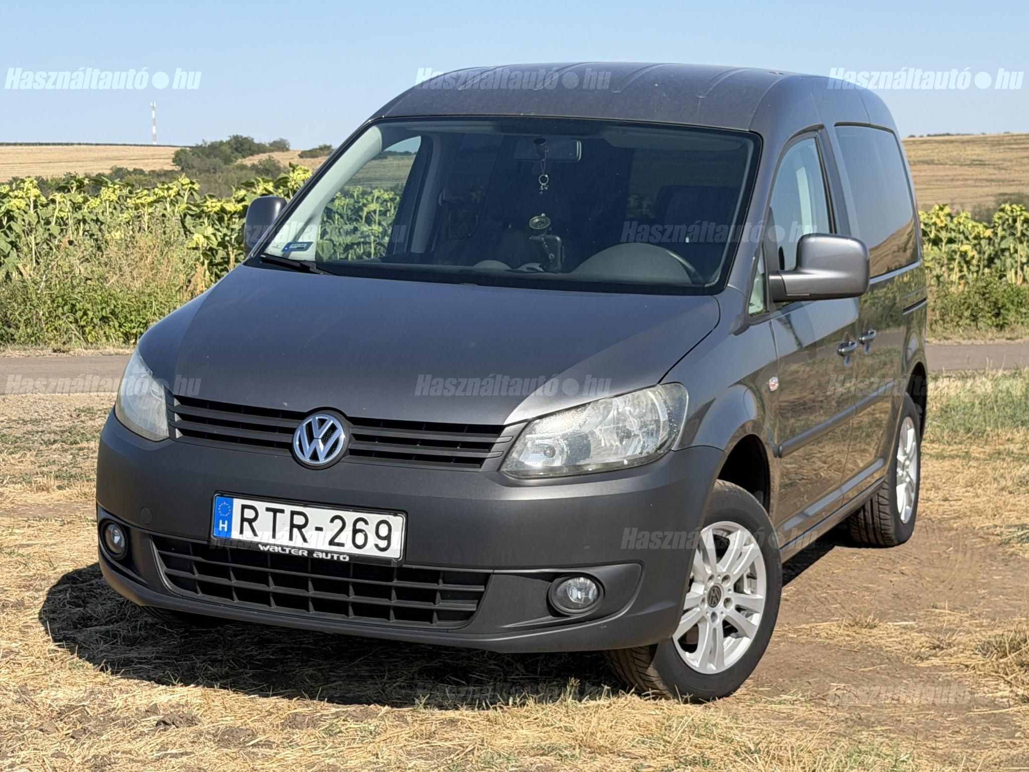 VOLKSWAGEN CADDY 2011 - 1