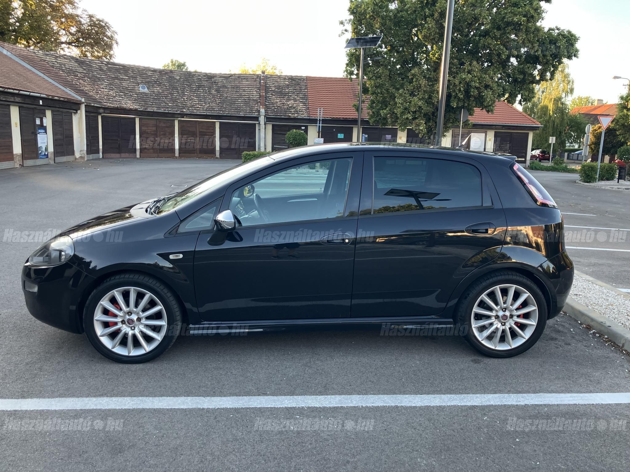 FIAT PUNTO 2012/6 - 1