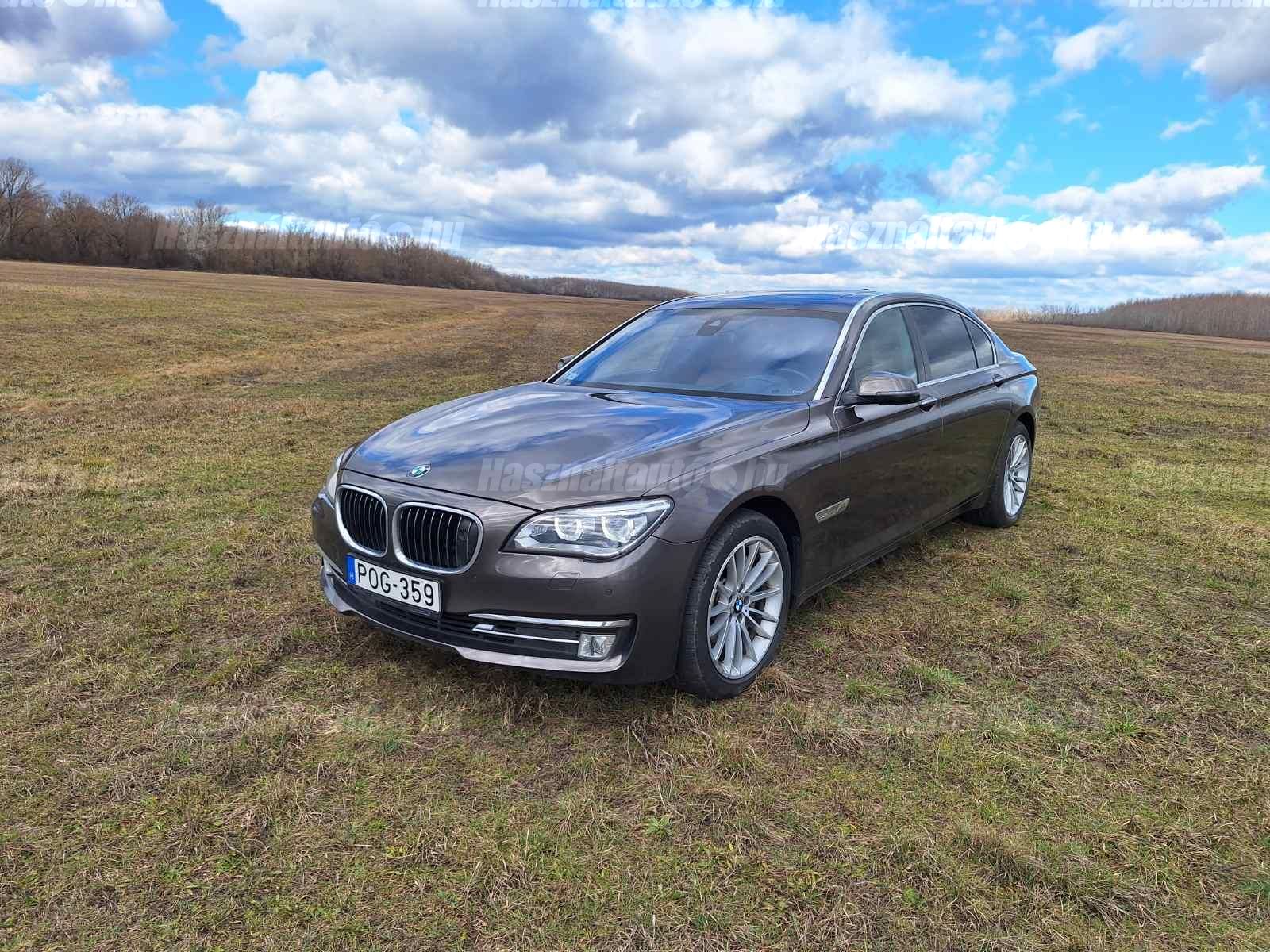 BMW 750 2015/6 - 1