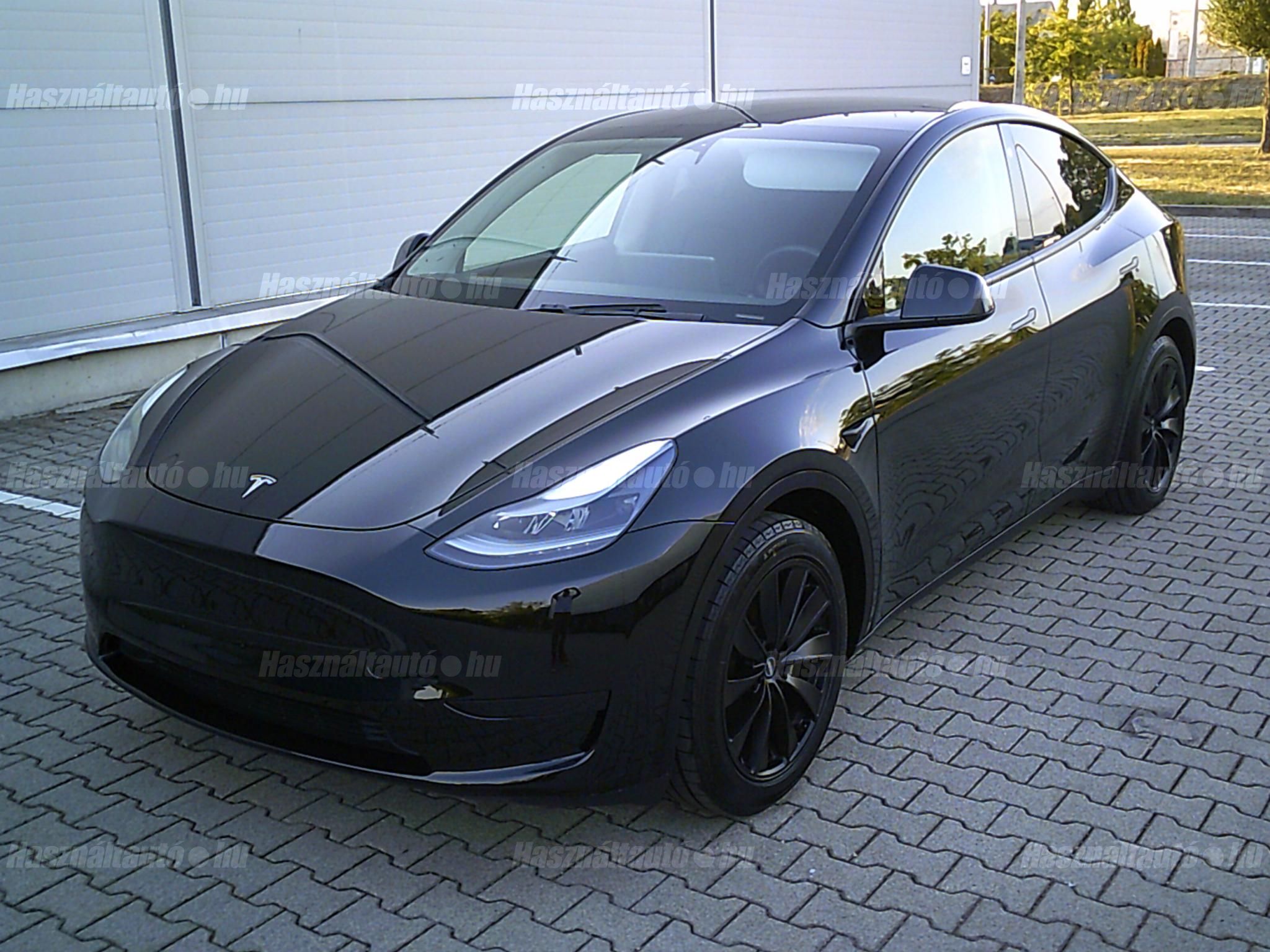 TESLA MODEL Y 2023/12 - 1