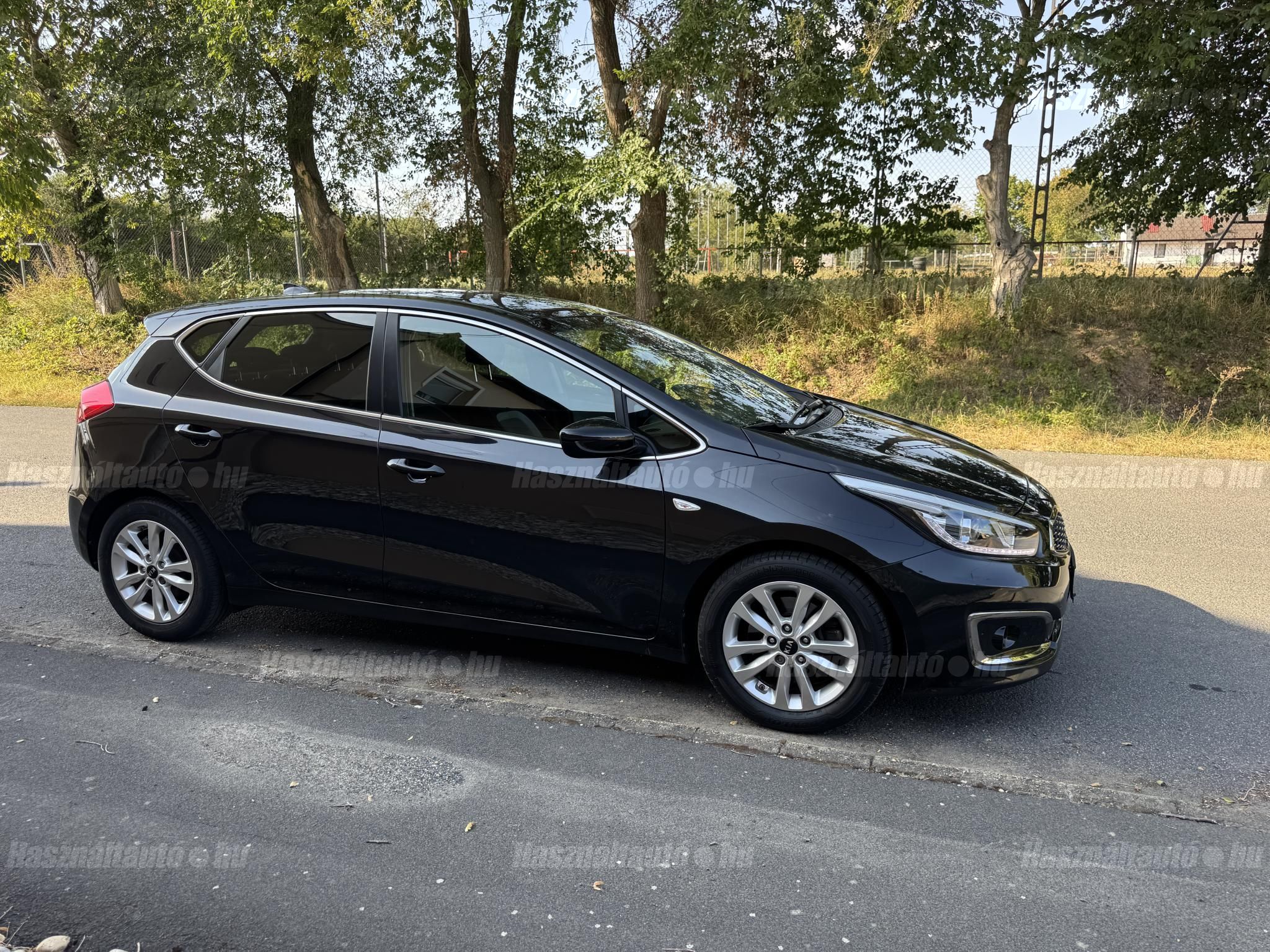 KIA CEE'D 2018/3 - 1