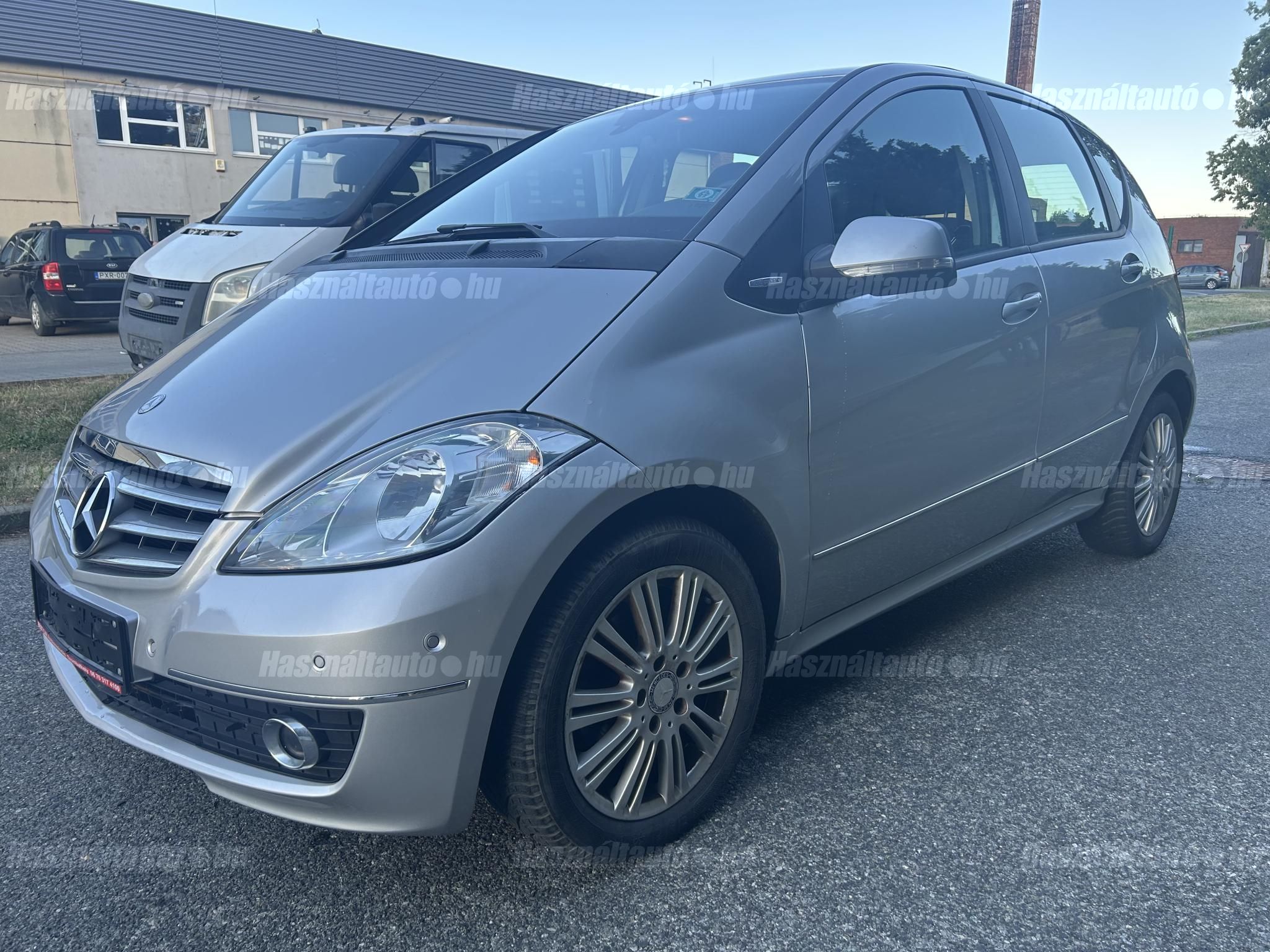MERCEDES-BENZ A 160 2010 - 1