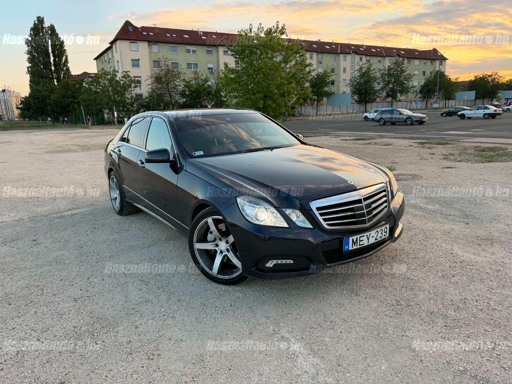 MERCEDES-BENZ E 500 2010/11 - 1