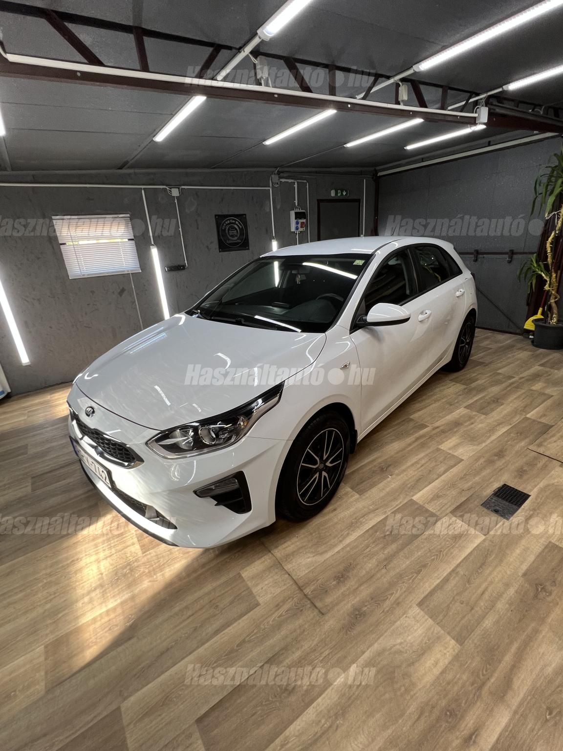 KIA CEE'D 2019/9 - 1
