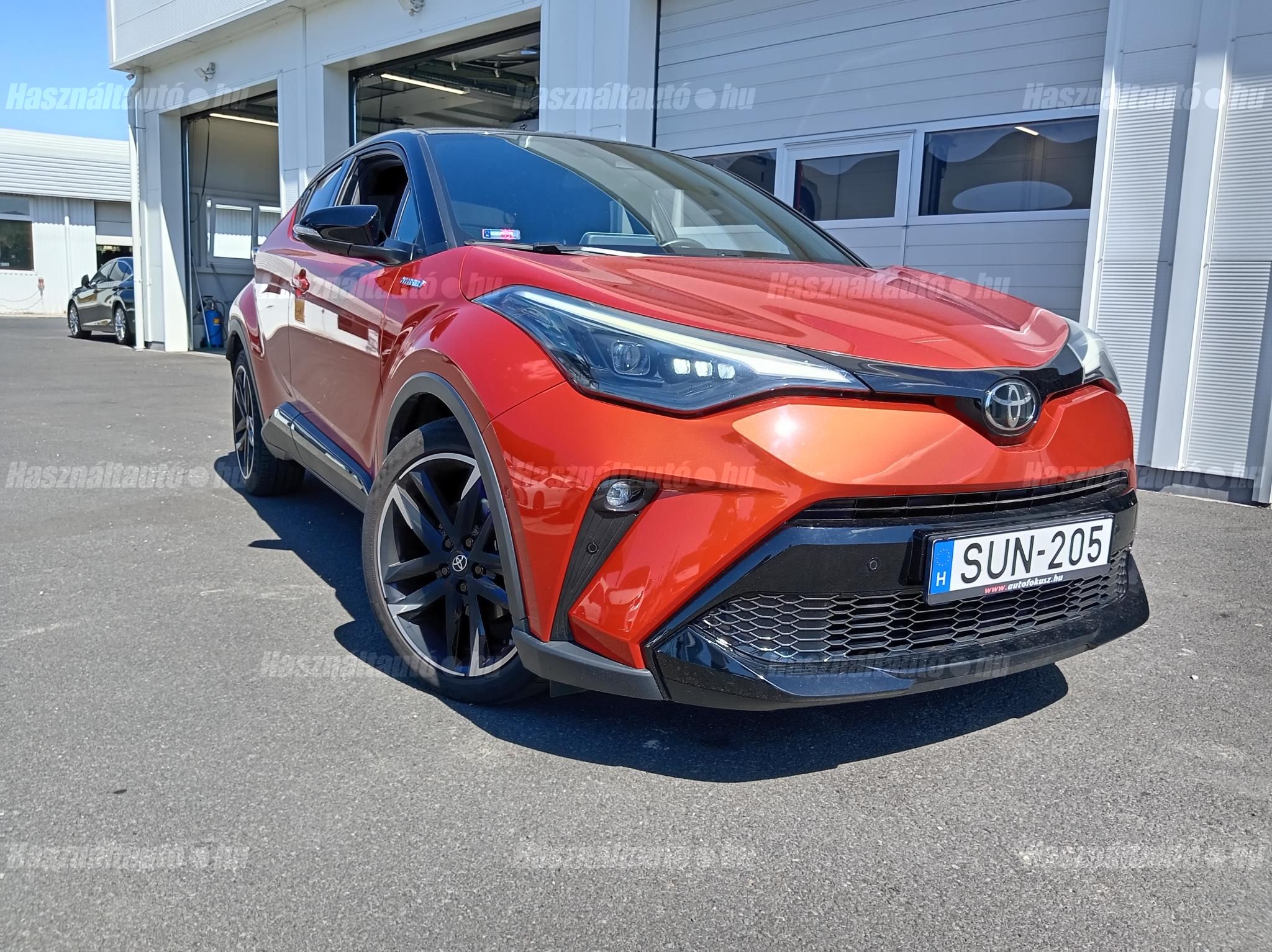 TOYOTA C-HR 2021/7 - 1