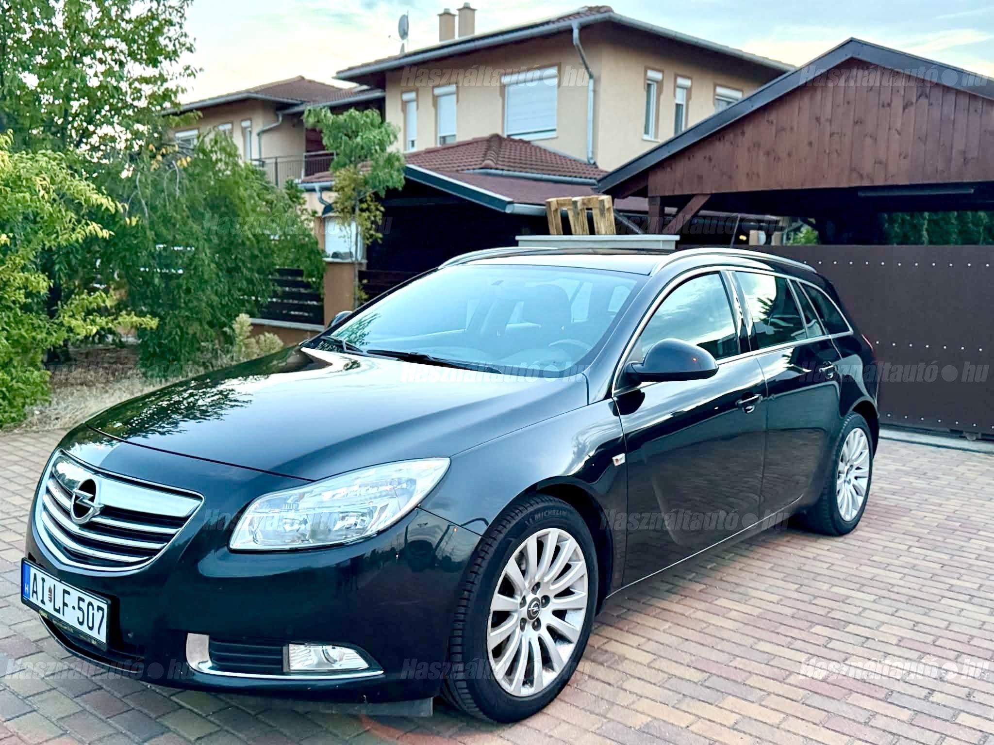 OPEL INSIGNIA 2009/10 - 1