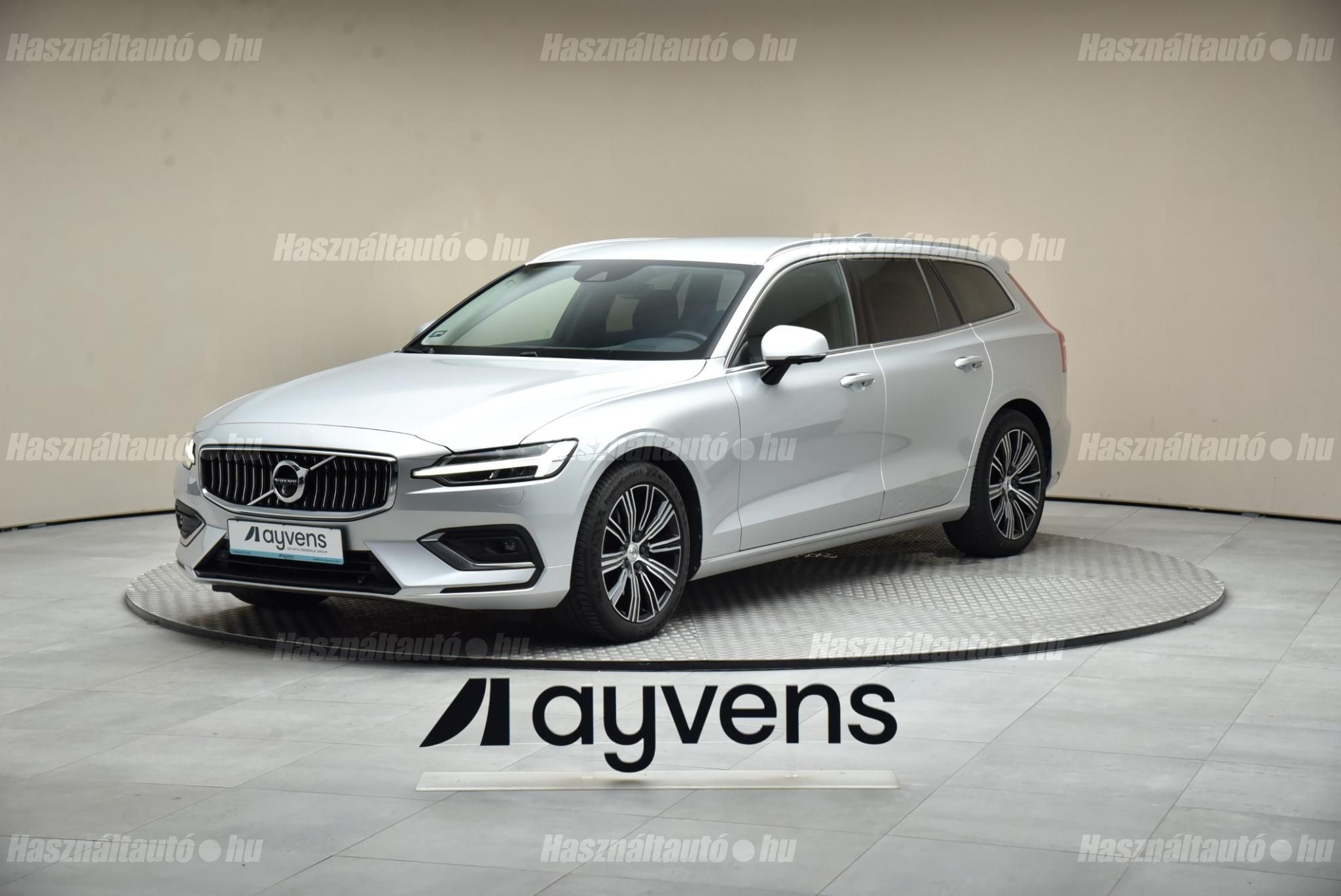 VOLVO V60 2021/4 - 1
