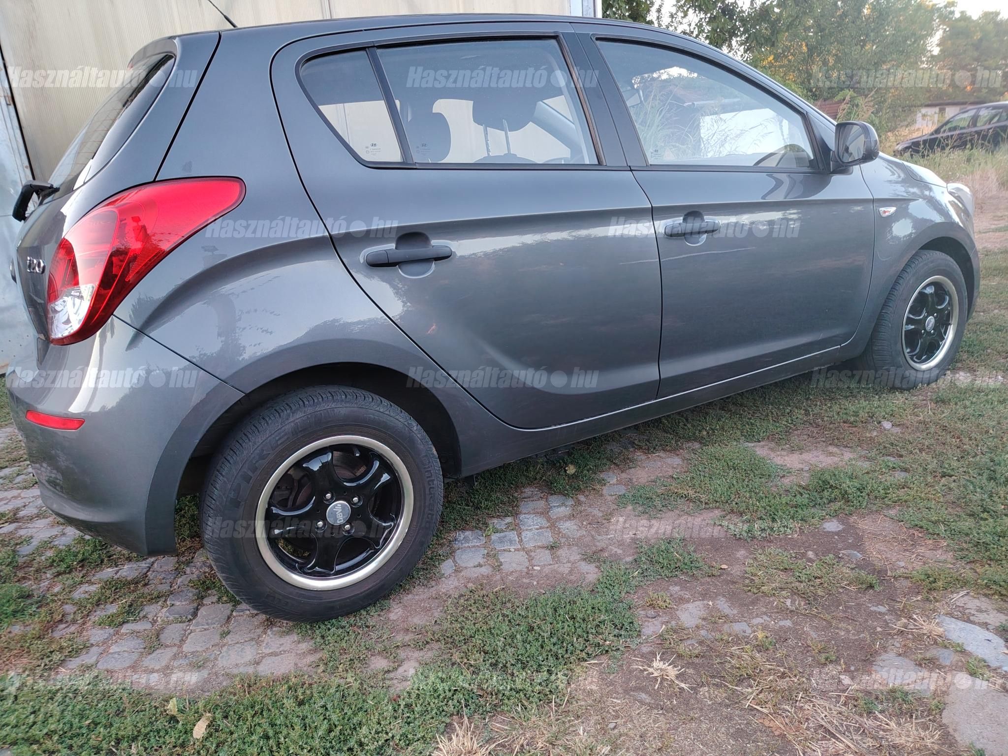 HYUNDAI I20 2014/4 - 1