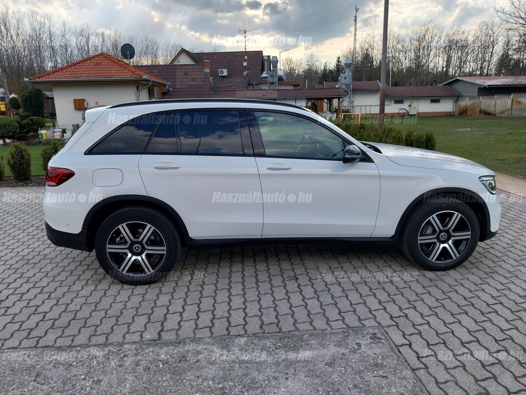 MERCEDES-BENZ GLC 300 2022/11 - 1