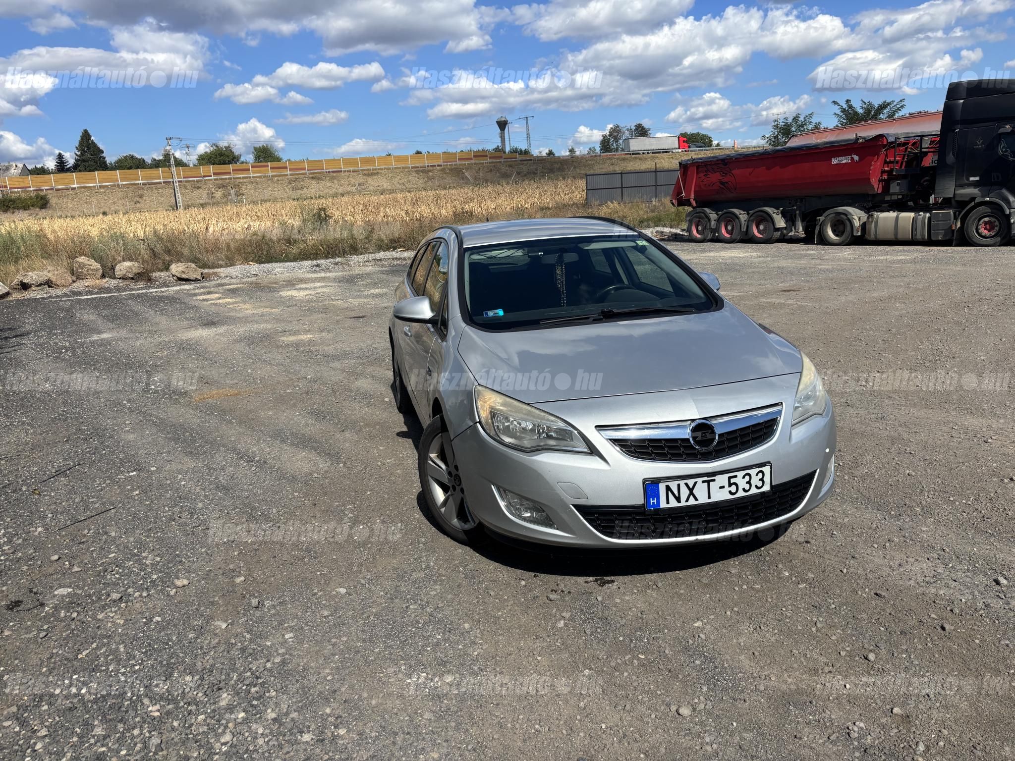 OPEL ASTRA J 2012/6 - 1