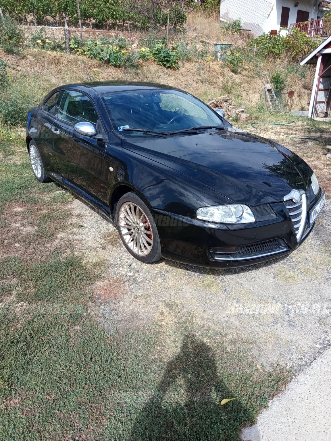 ALFA ROMEO GT 2007/6 - 1