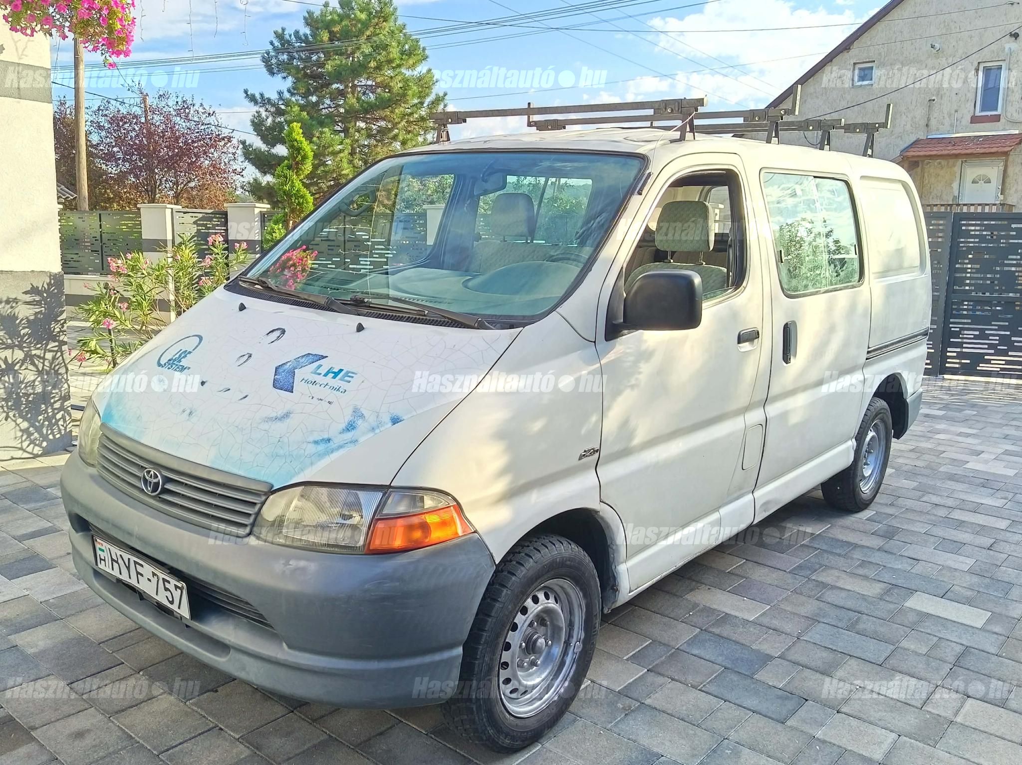 TOYOTA HIACE 2001/1 - 1