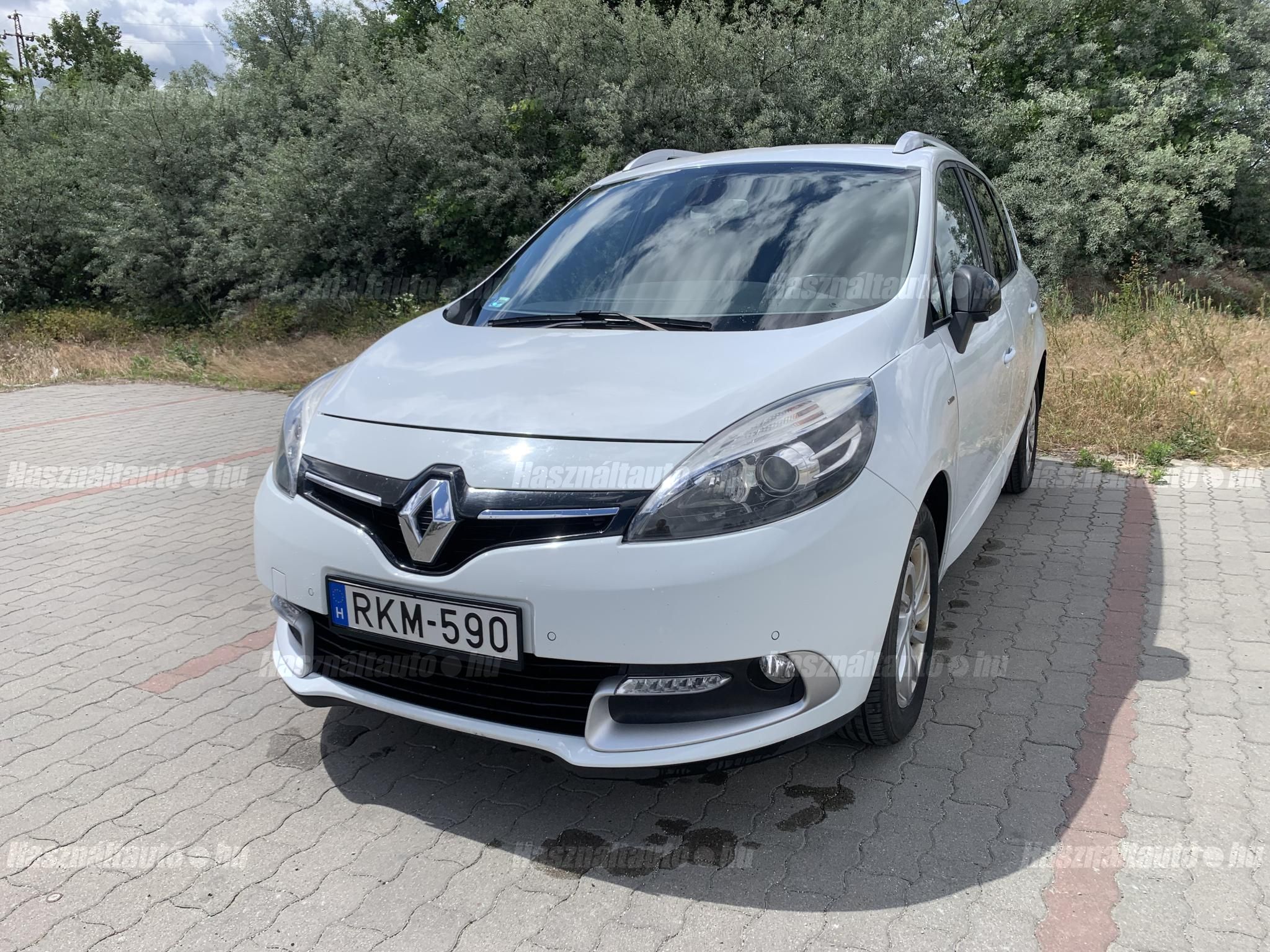 RENAULT GRAND SCENIC 2016/11 - 1