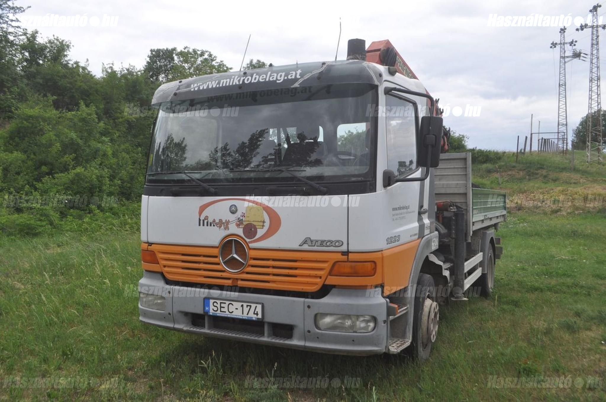 MERCEDES-BENZ 2004/5 - 1