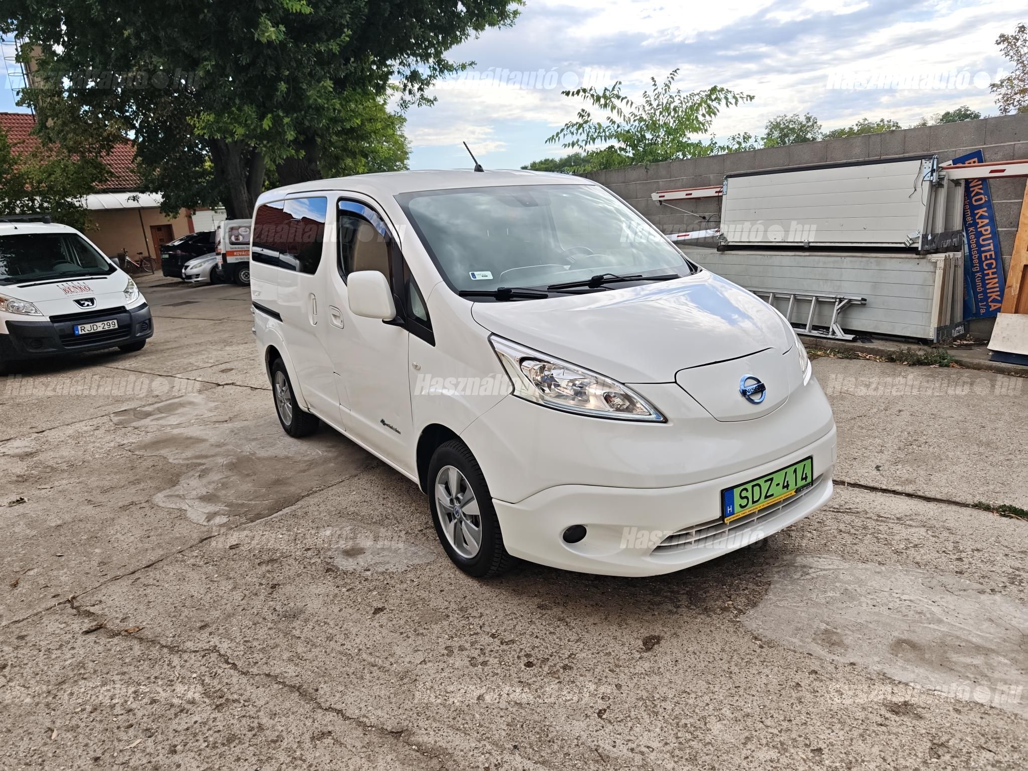 NISSAN EVALIA 2016/4 - 1