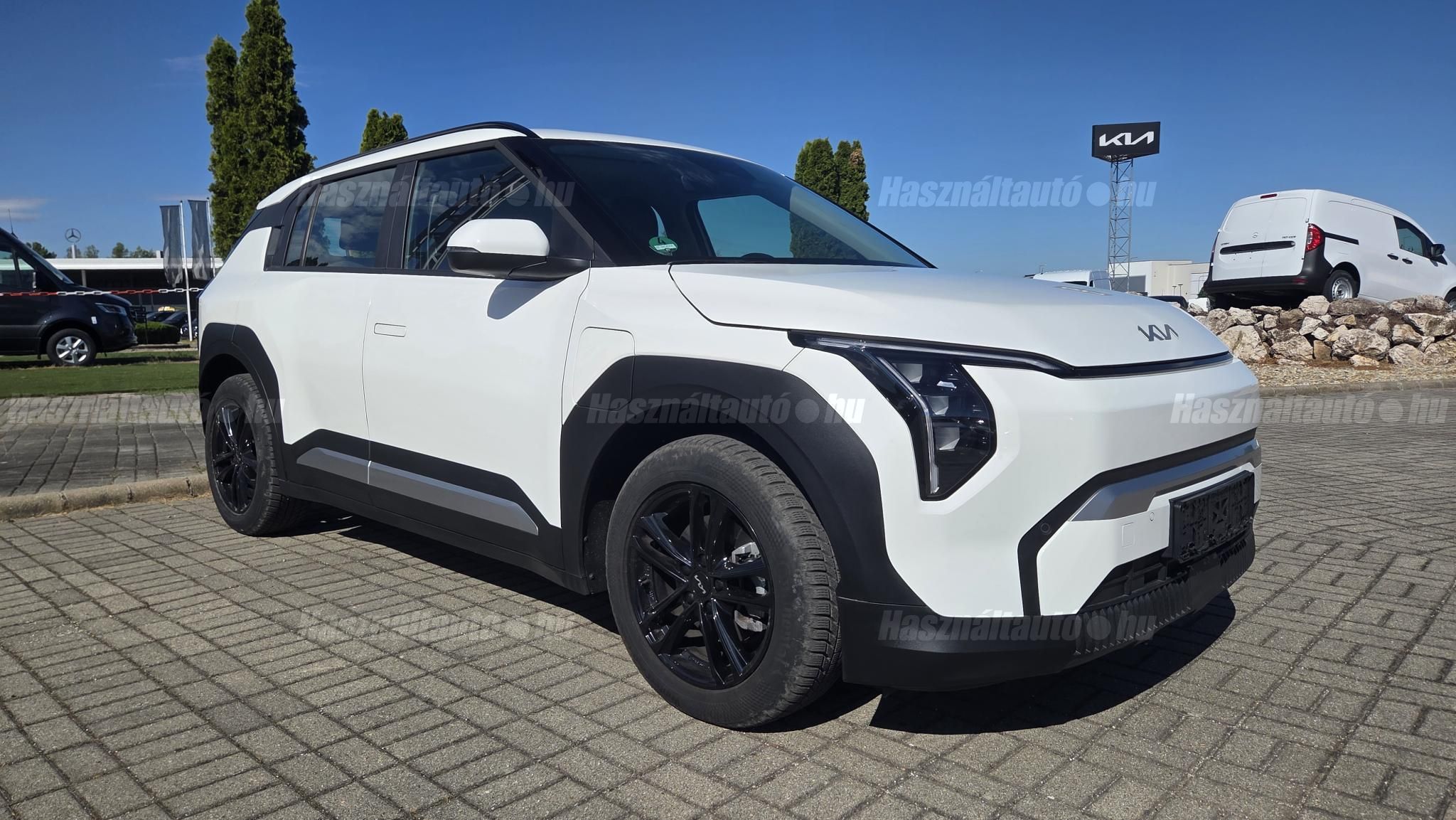 KIA EV3 2025/11 - 1