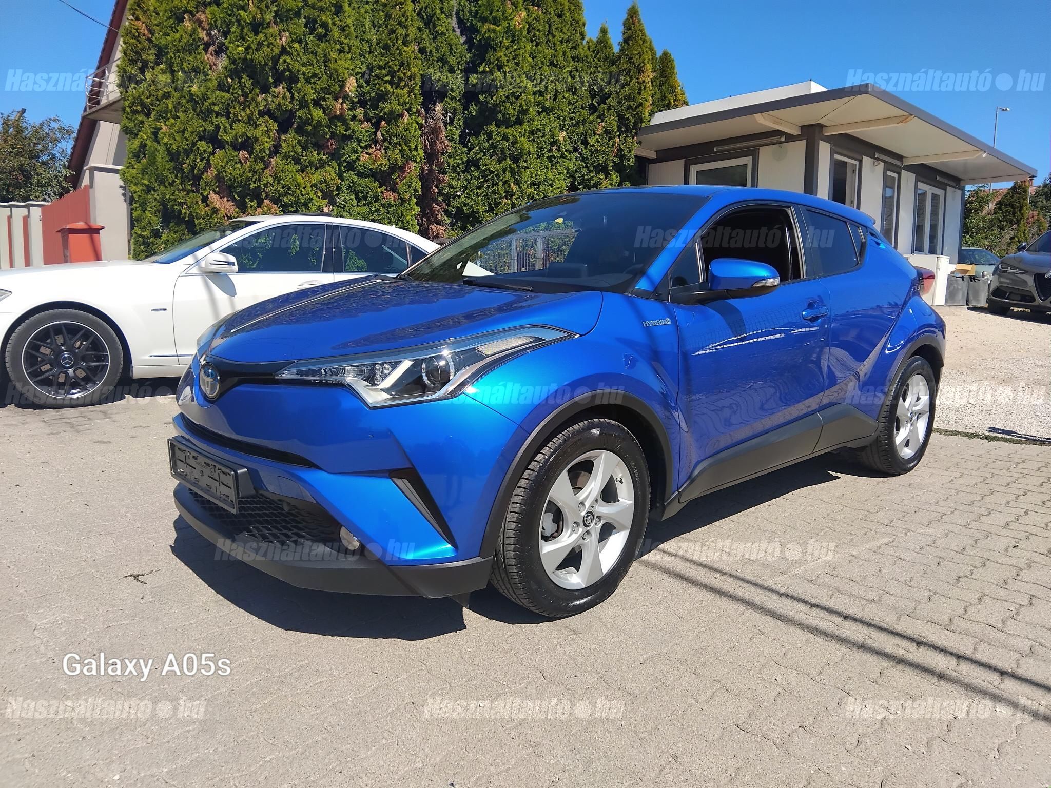 TOYOTA C-HR 2018/12 - 1