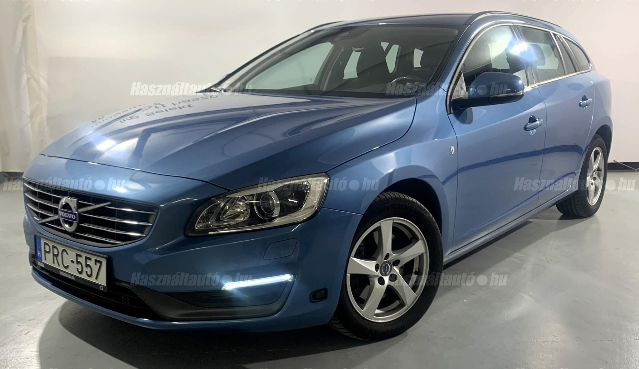 VOLVO V60 2015/3 - 1